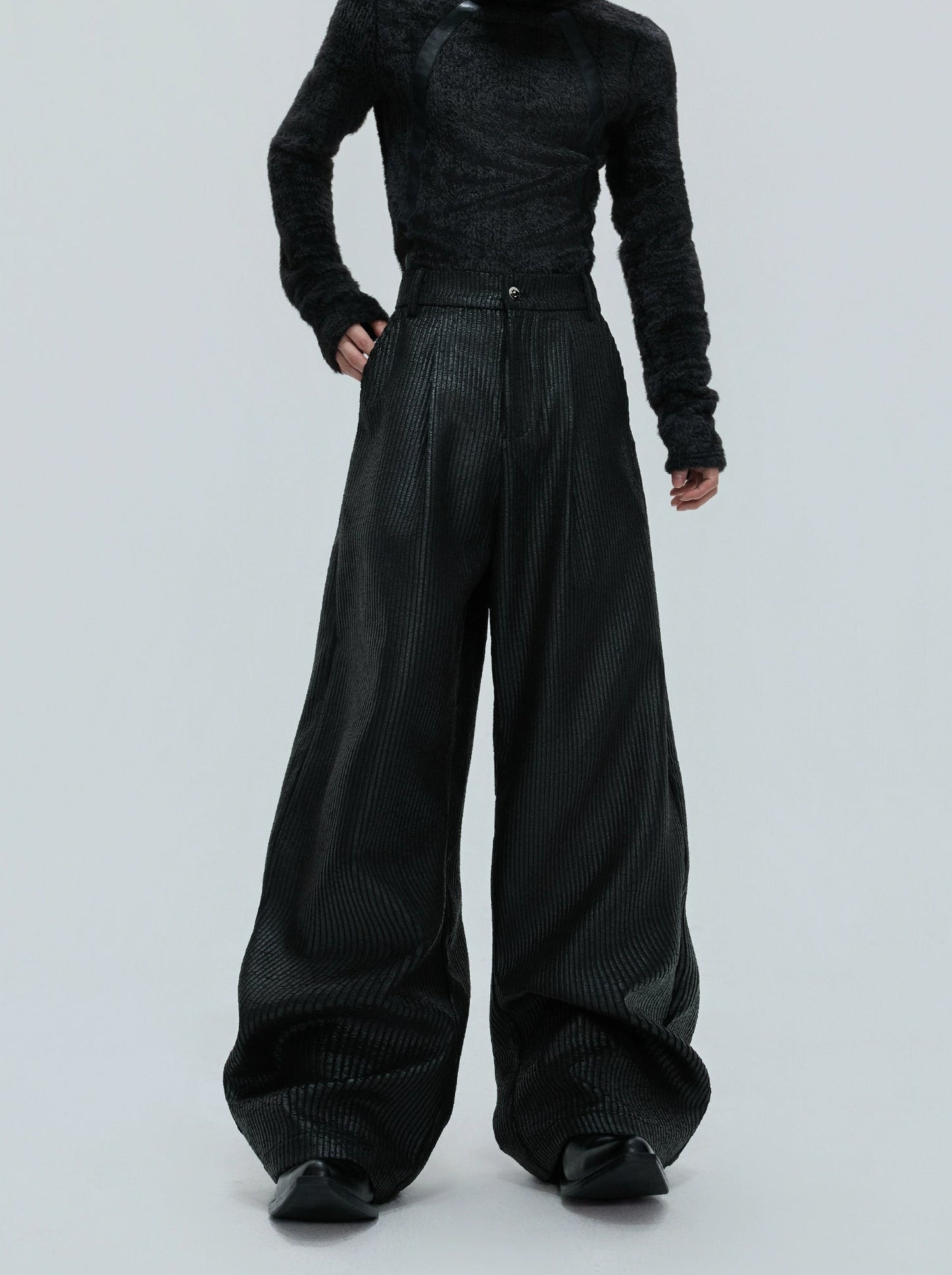 【25s Nov.】Waxed Distressed Leather Trousers
