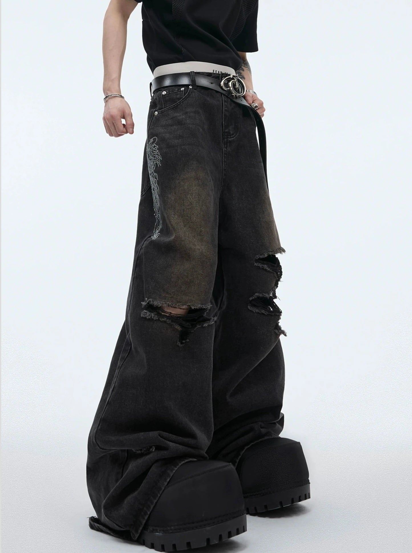 【24s May.】Deconstructed Ripped Fringed Baggy Jeans