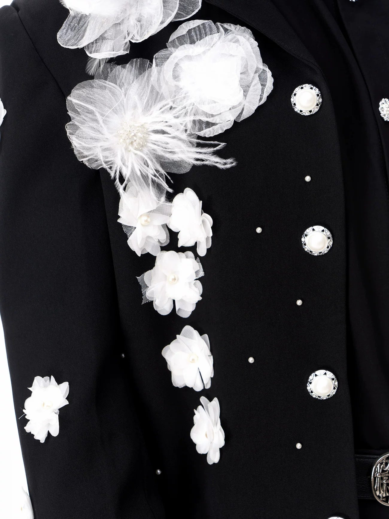 【26s Feb.】Couture 3D Floral Structured Shoulder Cropped Jacket / Pants