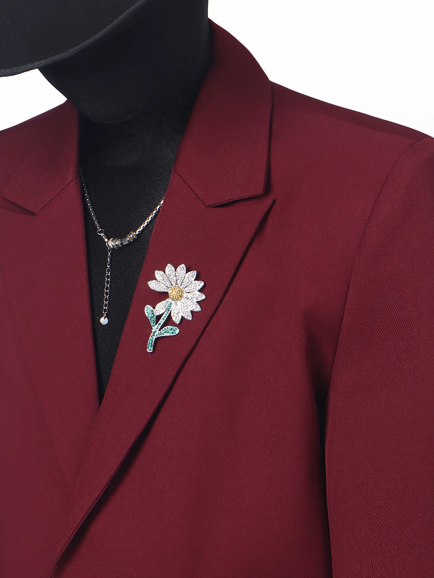 【26s May.】Metal Brooch Cropped Tailored Blazer + Pants