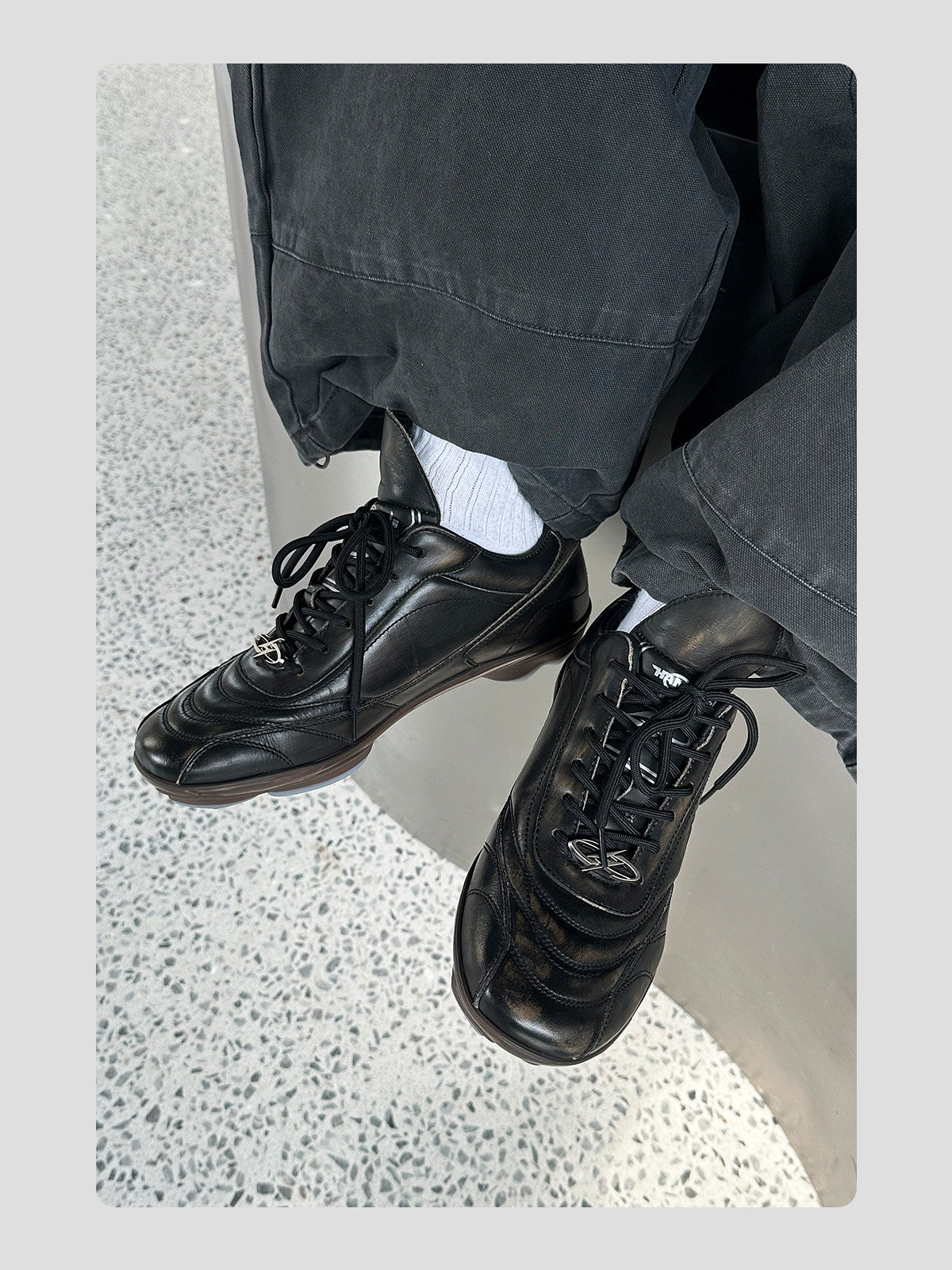 Retro-style Versatile Leather Soccer Shoes