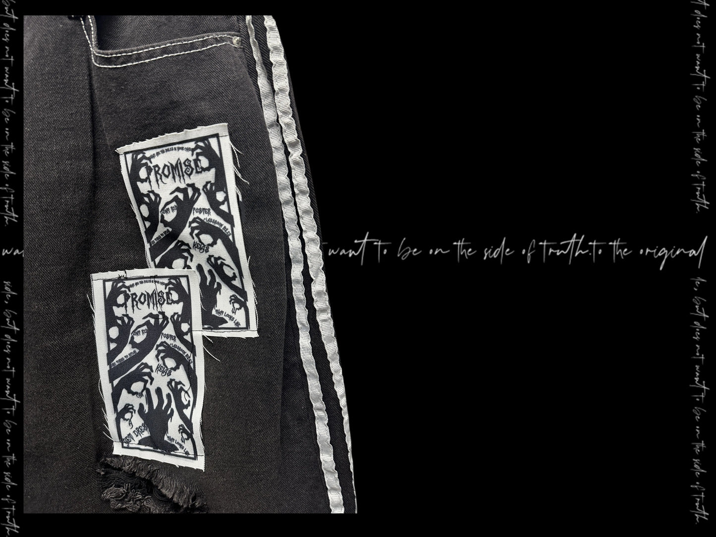 【25s Aug.】Black Striped Distressed Denim Shorts with Patch Details