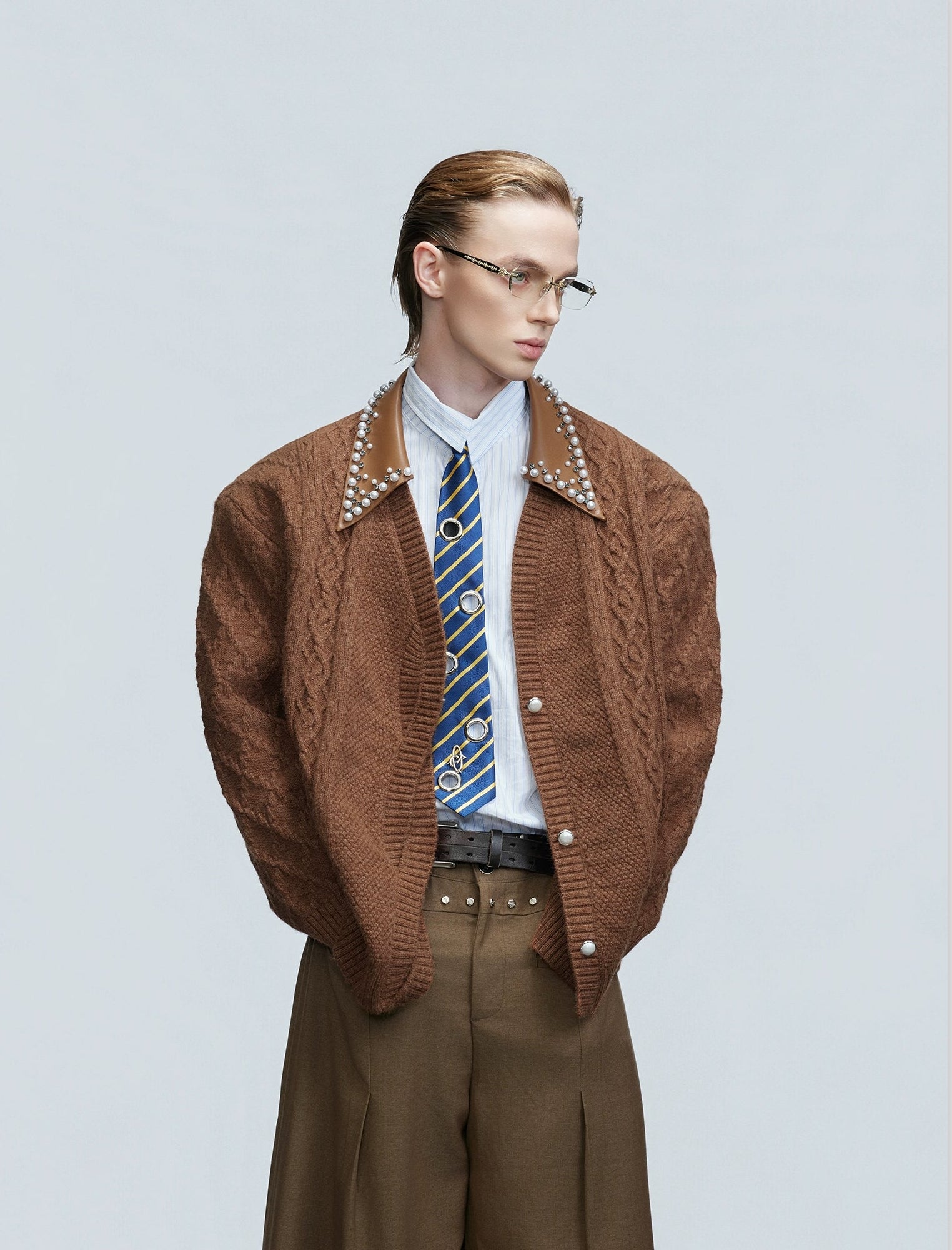 【25s Nov.】Elegant and Luxurious Vintage Handmade Pearl Sweater