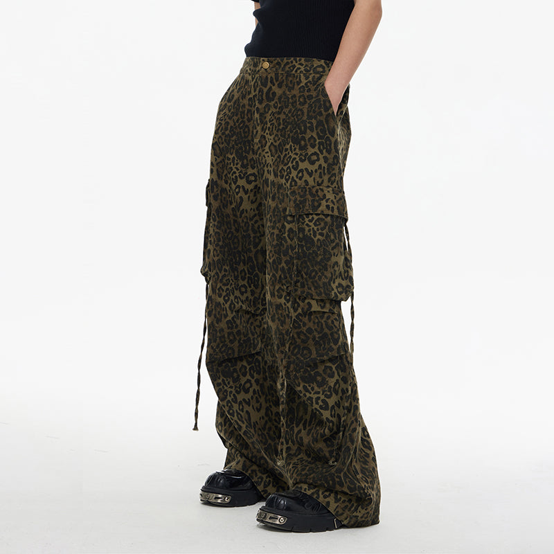 【25s Mar.】Vintage Multi-Pocket Loose Leopard Print Straight Pants