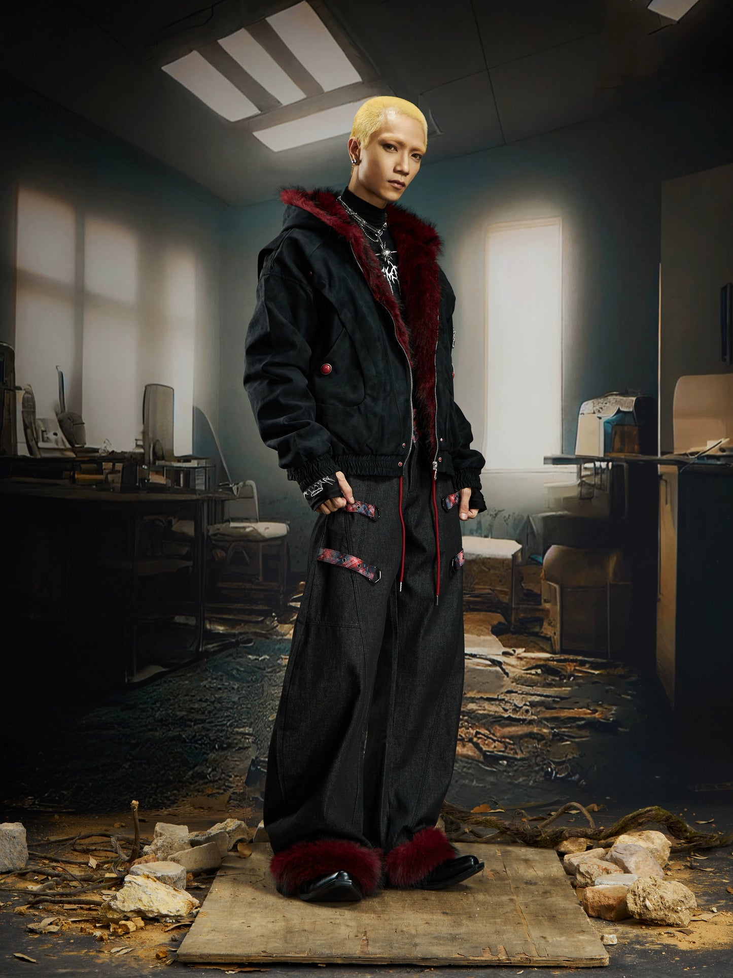 【25s Dec.】Red Plush Patchwork Textured Dark Short Jacket