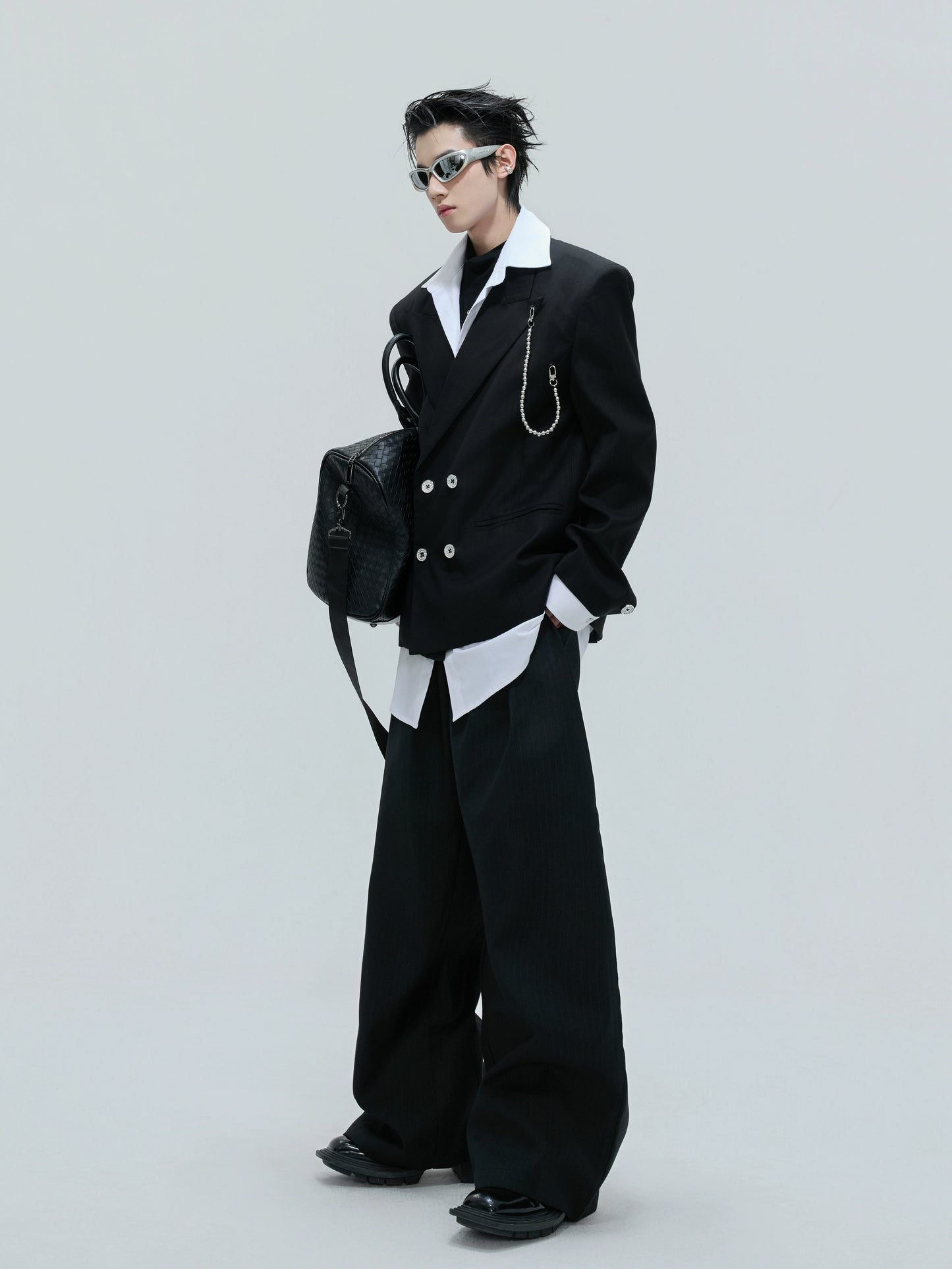 【25s Nov.】Shimmering Striped Fitted Blazer/Trousers