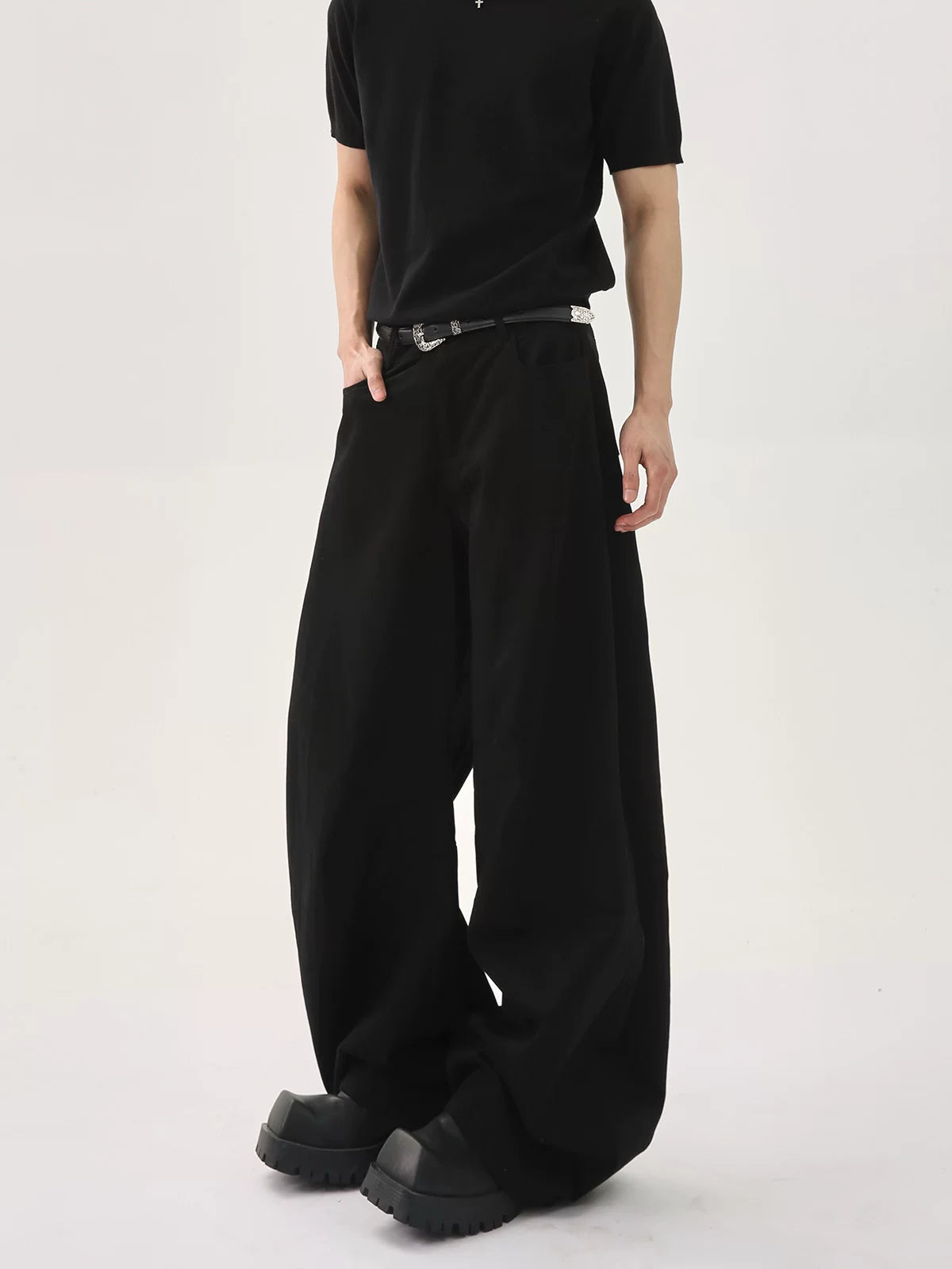 【26s Jan.】Deconstructed Vintage Curved Straight Denim Pants