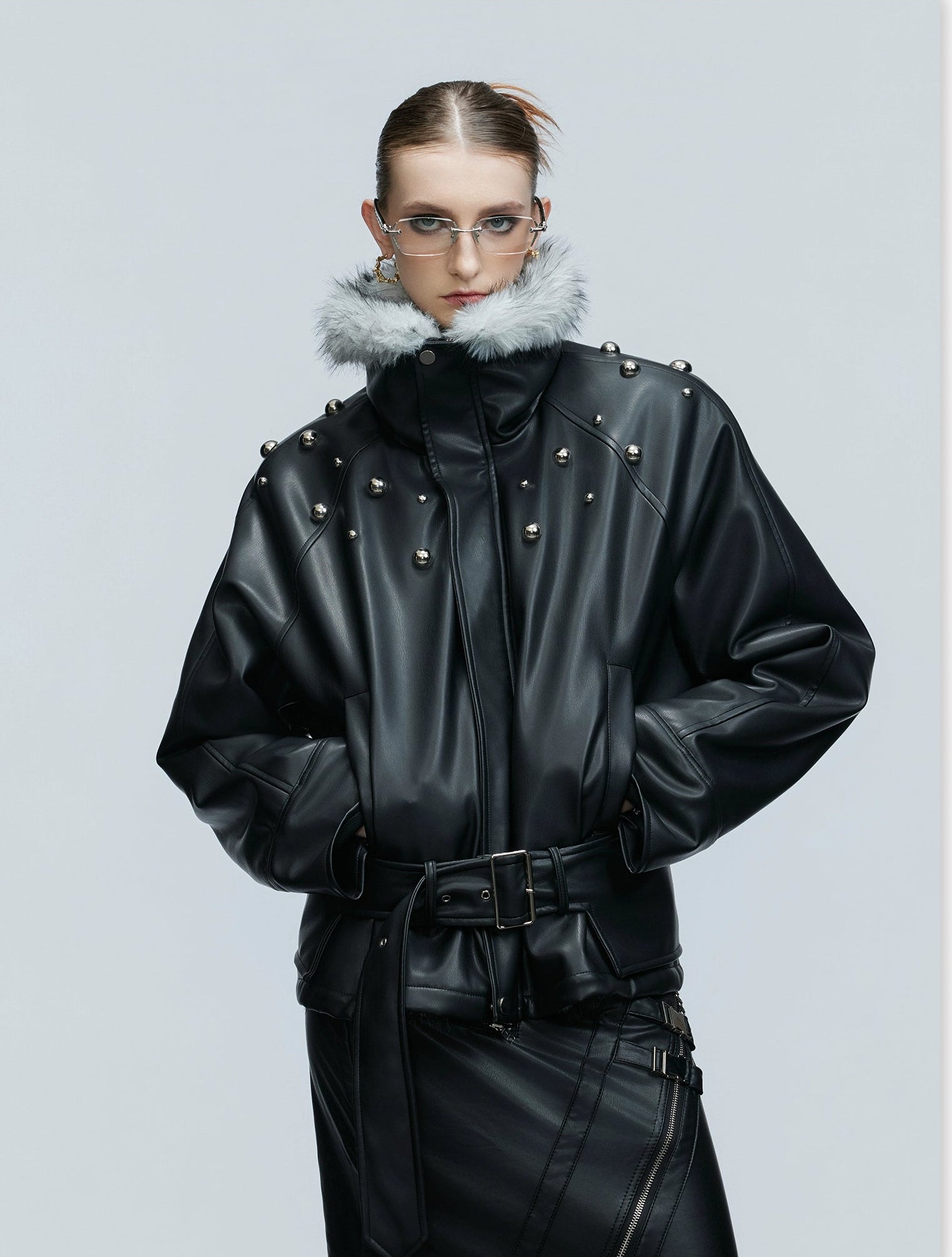 【25s Nov.】Riveted Faux Wolf Fur Collar Thickened Cotton Coat