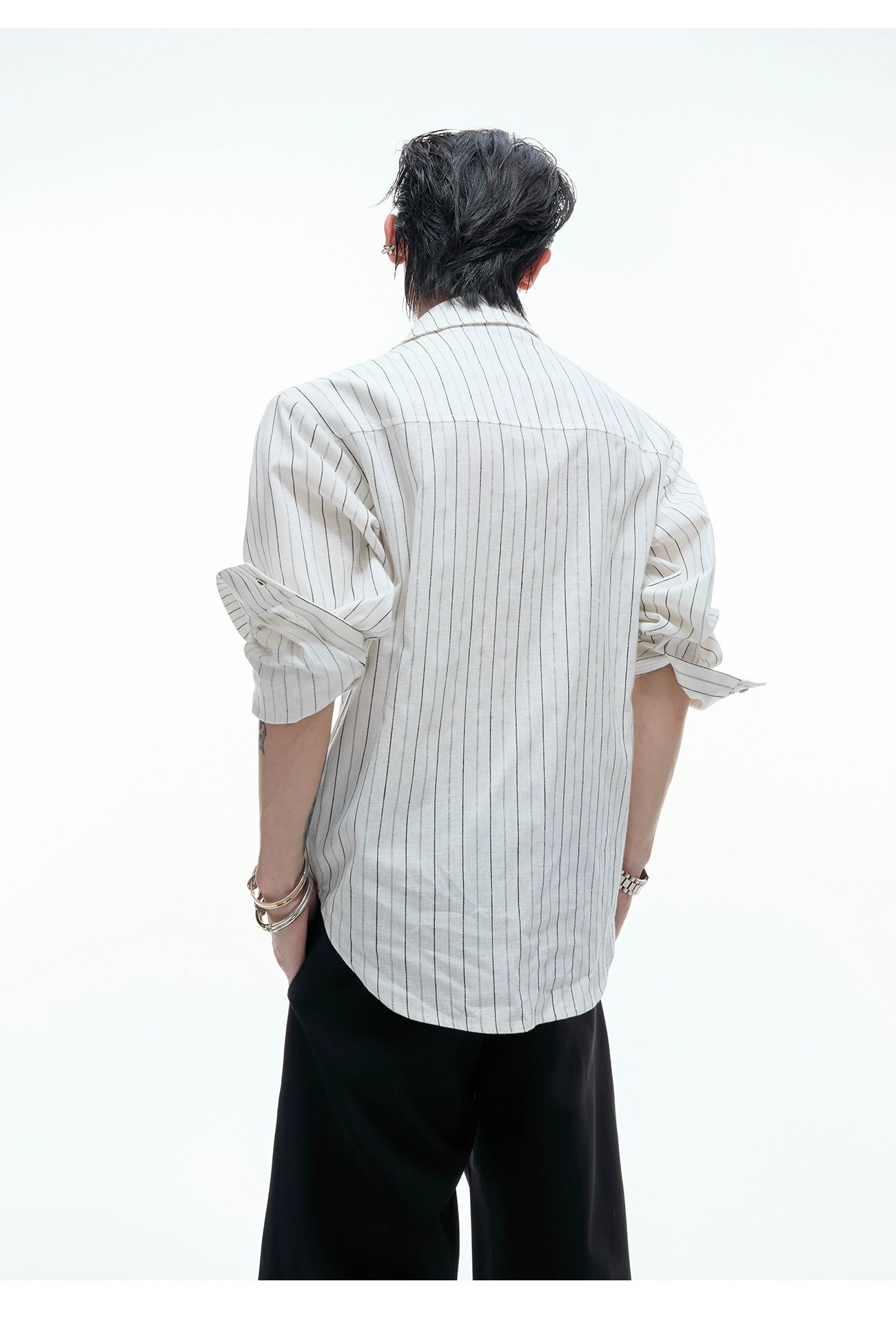 【25s Aug.】Striped Sequin-embroidered Linen Shirt
