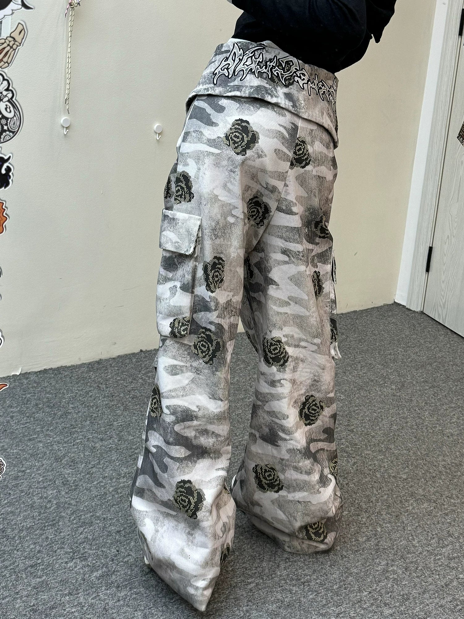 【26s Apr.】Ghost Rose Camo Cargo Pants