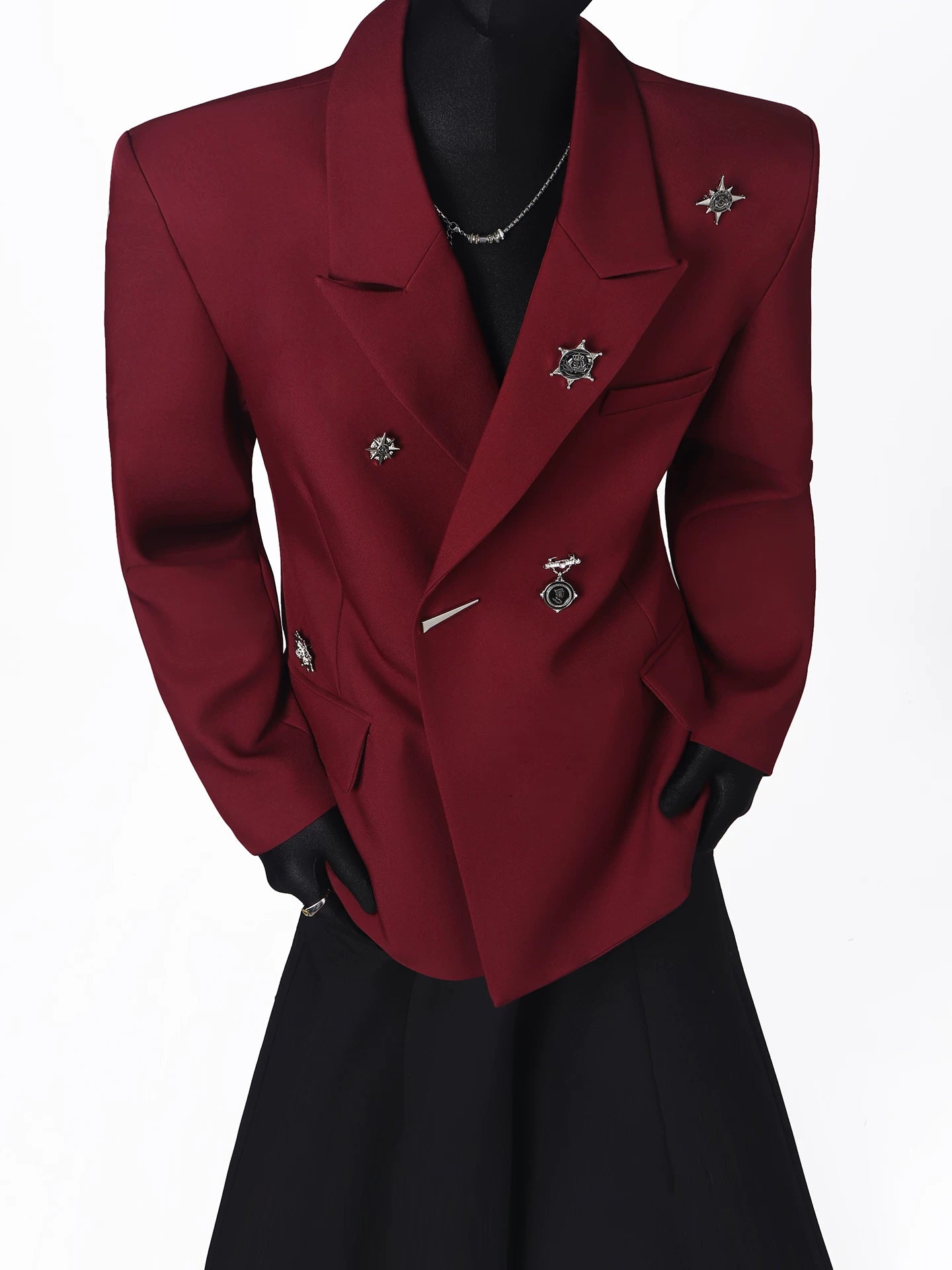 【26s Apr.】Metal-Embellished Waist-Defining Blazer