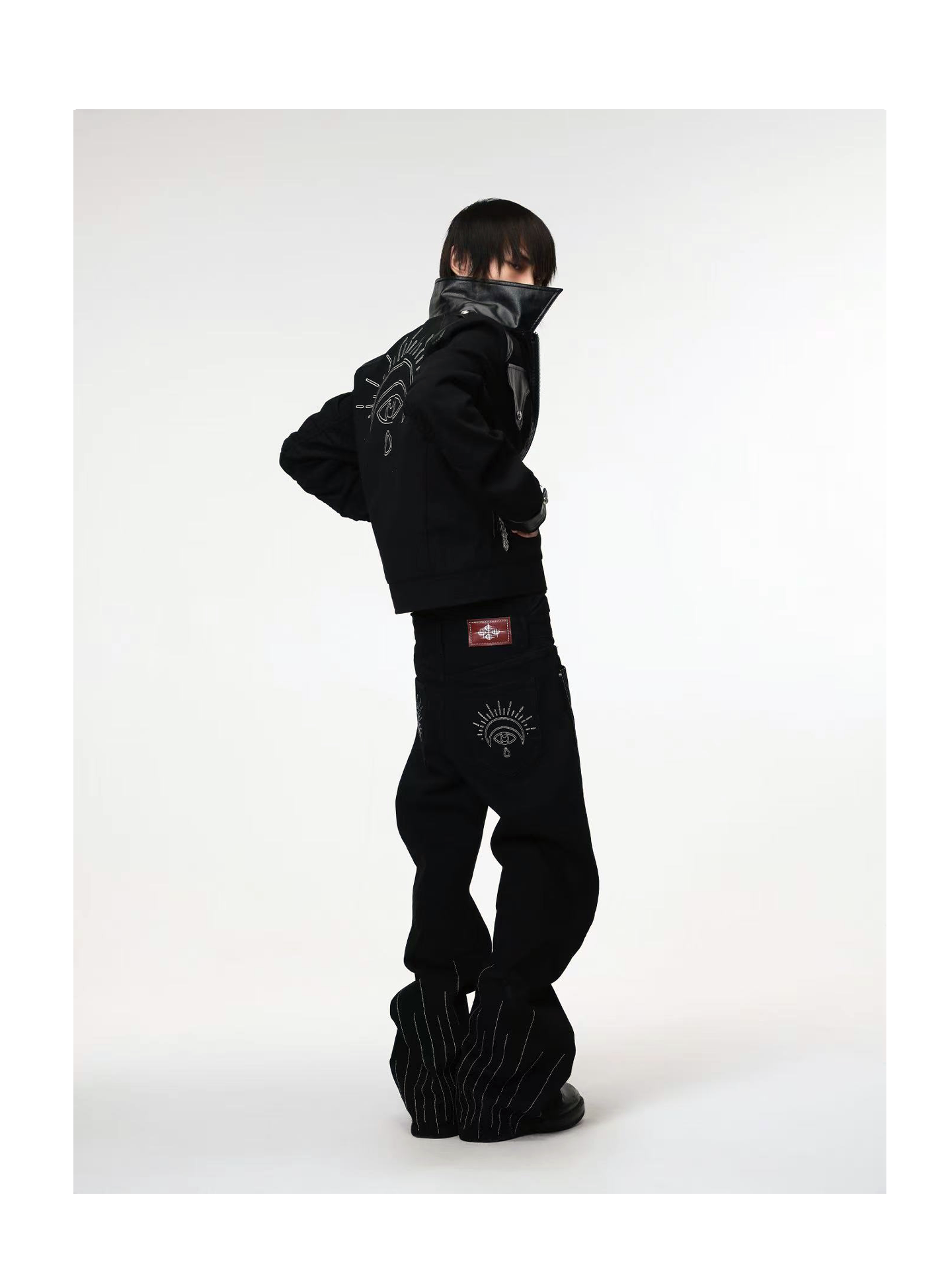14 oz Washed Black Scimitar Jeans