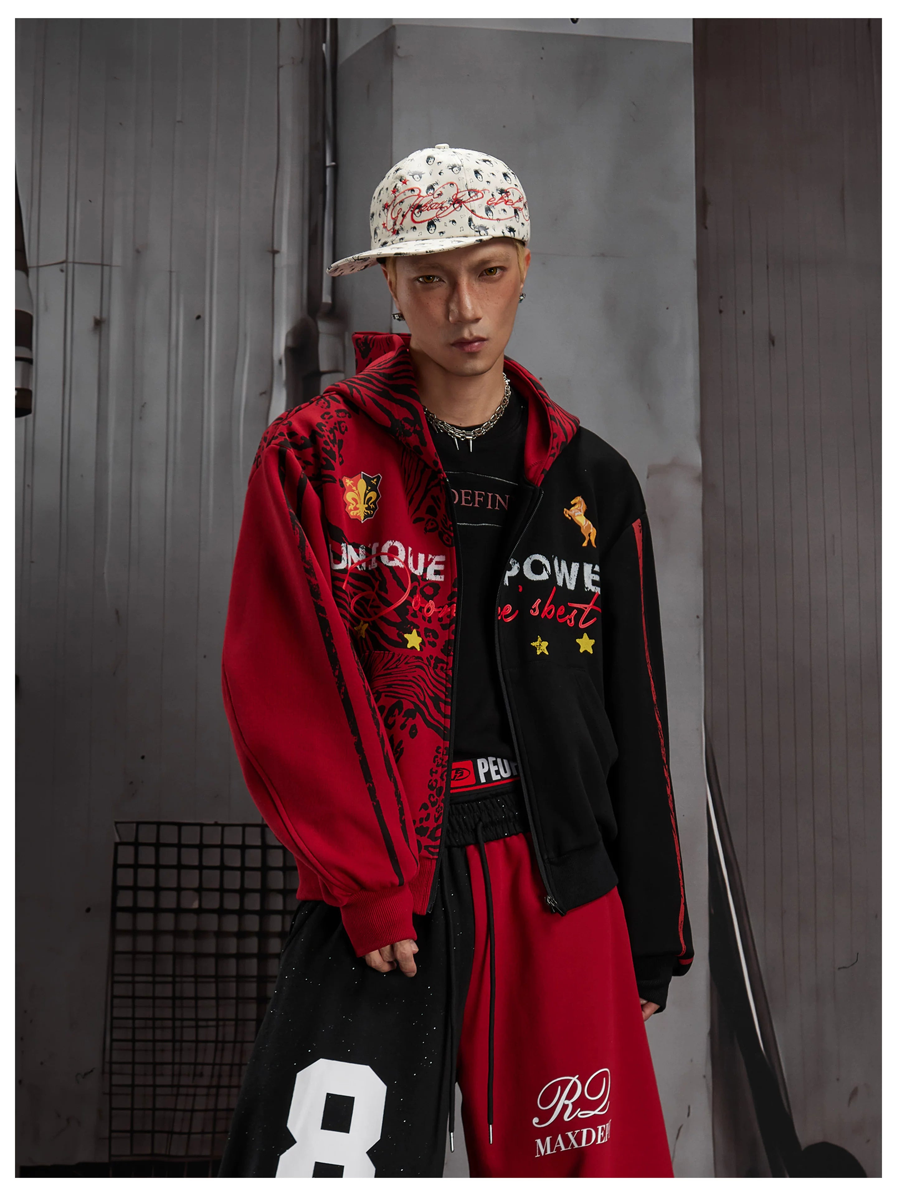 Black Red Contrast Graphic Hoodie