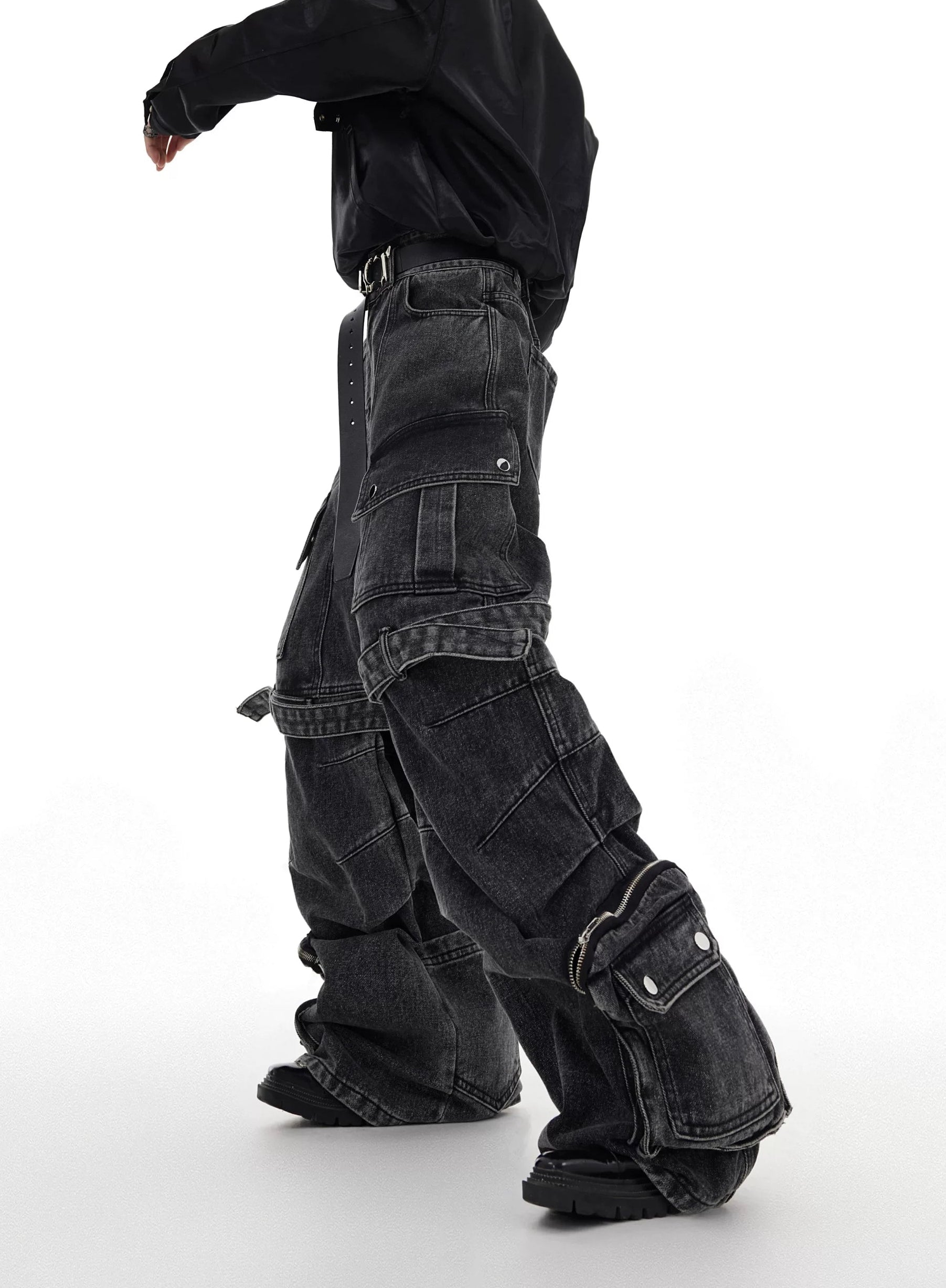 【26s Feb.】Deconstructed Cargo Wide-Leg Denim