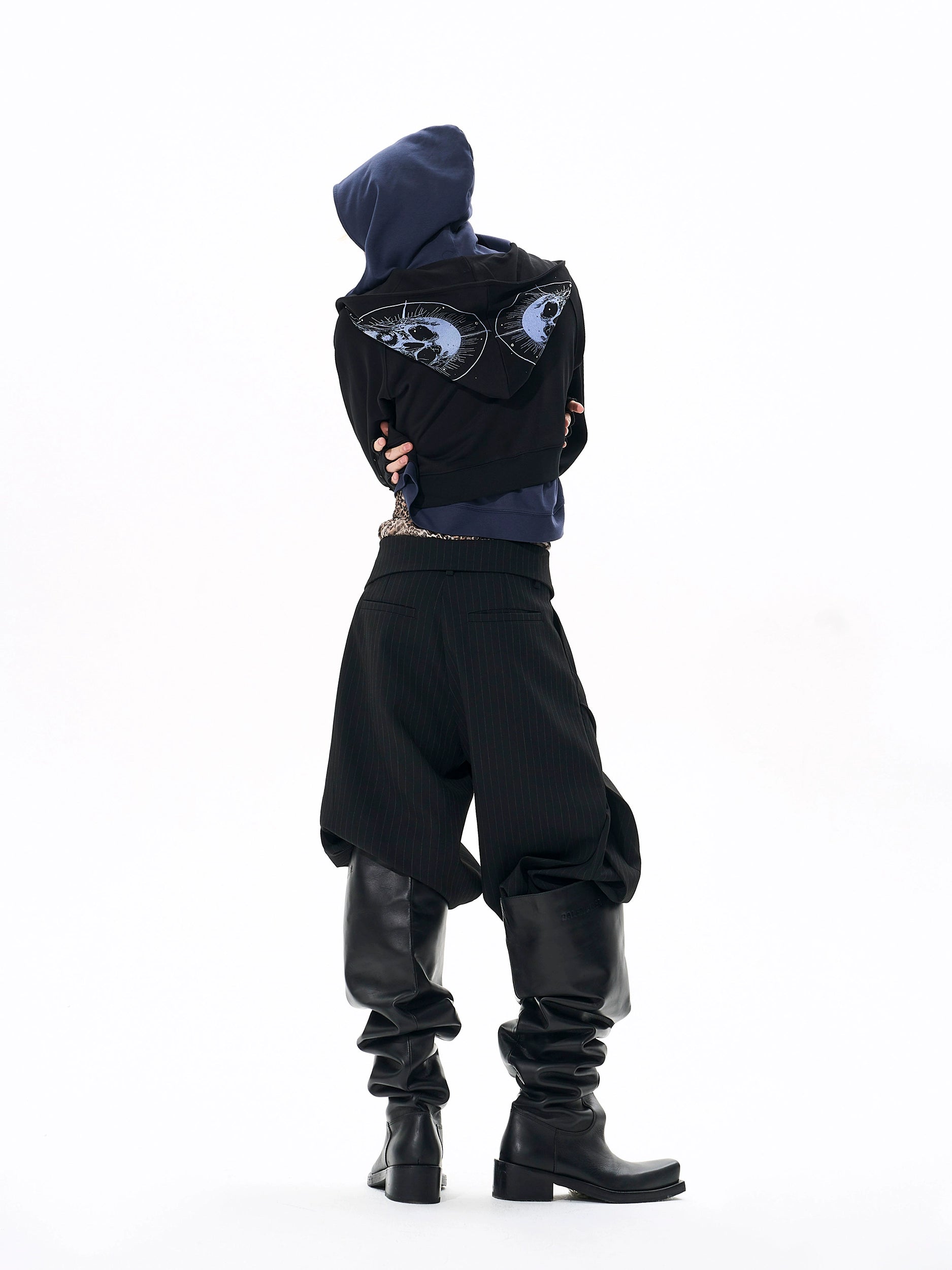 【25s Nov.】Rhinestone-studded Diagonal Zipper Short Printed Jacket