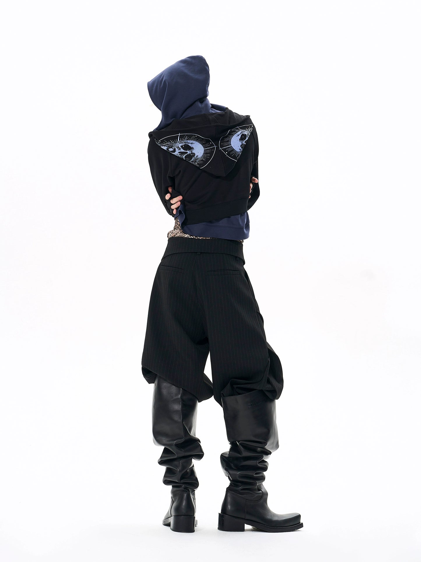 【25s Nov.】Rhinestone-studded Diagonal Zipper Short Printed Jacket