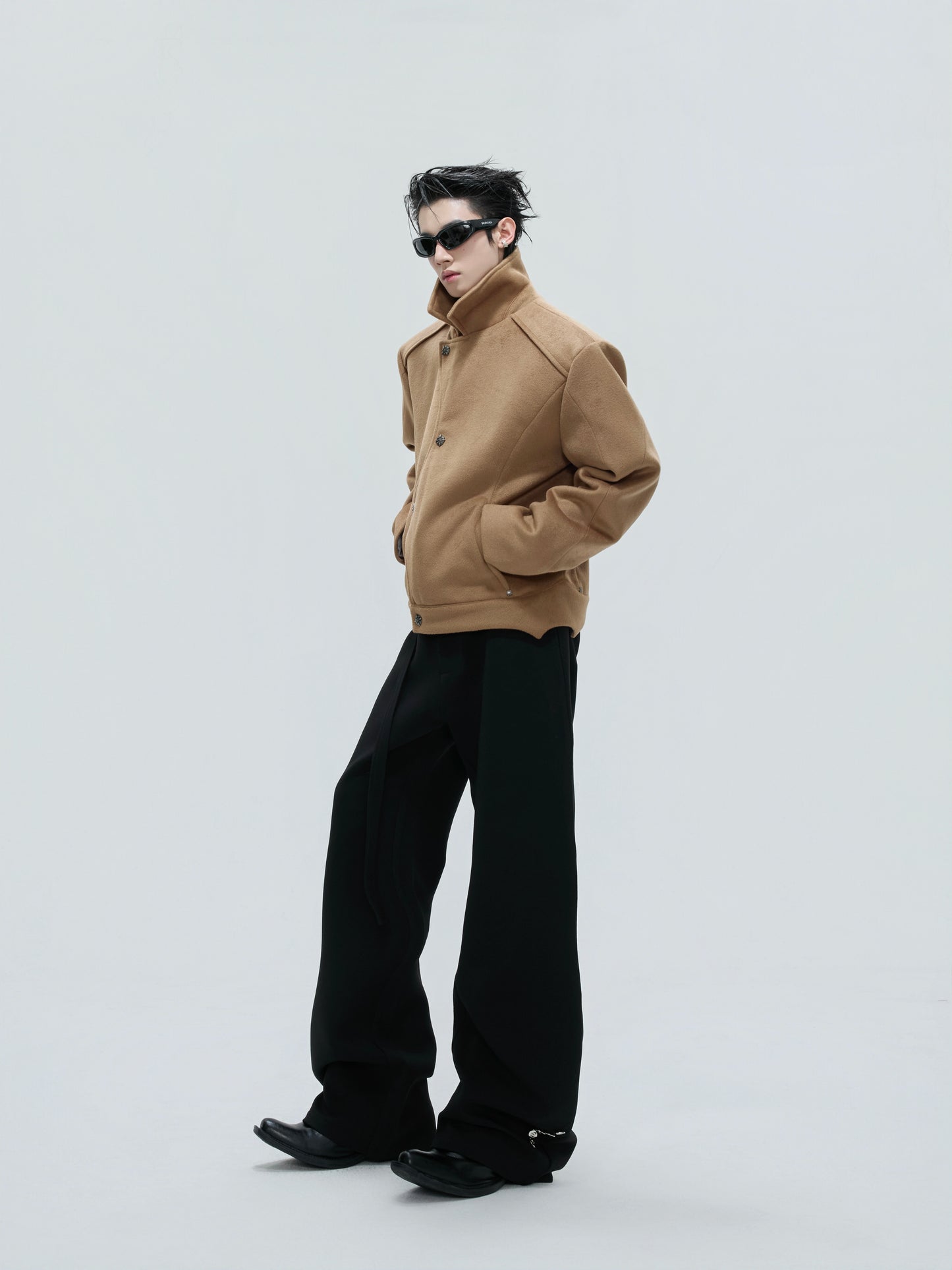 【25s Nov.】Elegant and Luxurious Uniquely Designed Coat