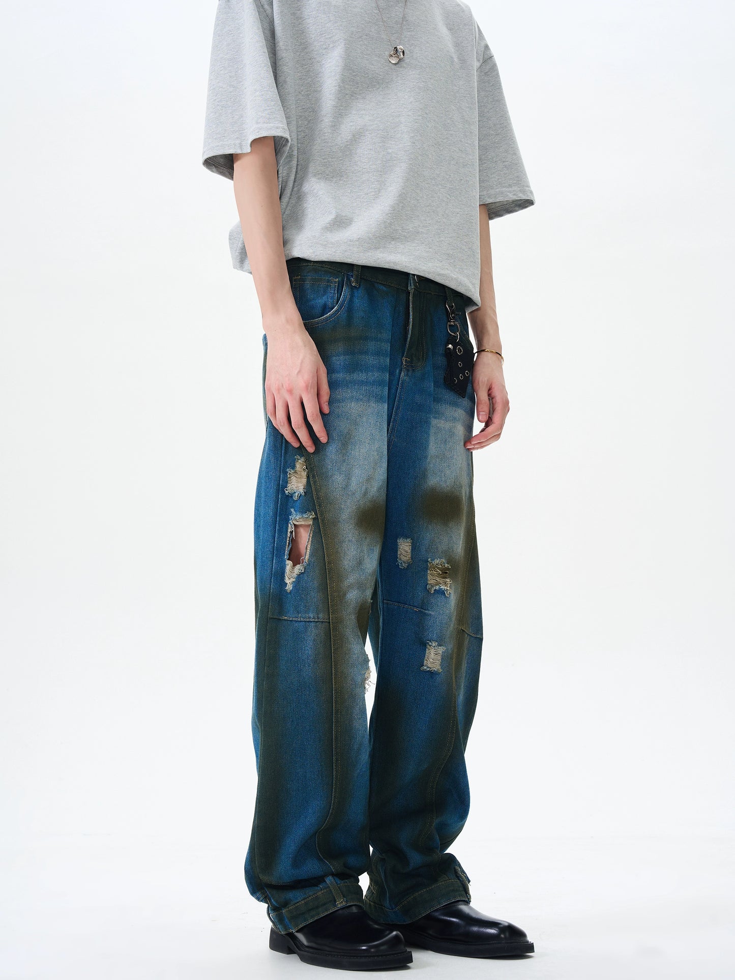 【25s Aug.】Distressed Straight-Leg Jeans