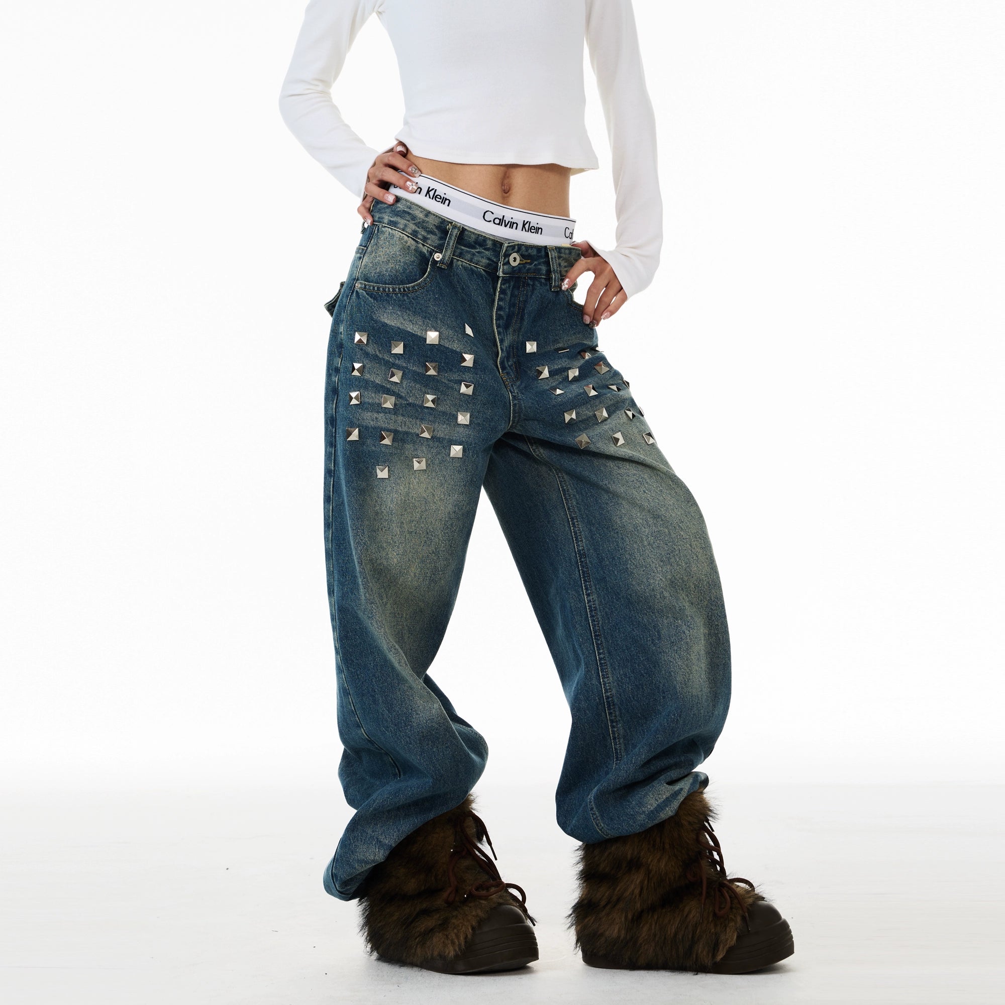 【25s Dec.】Square-studded Washed Denim Jeans