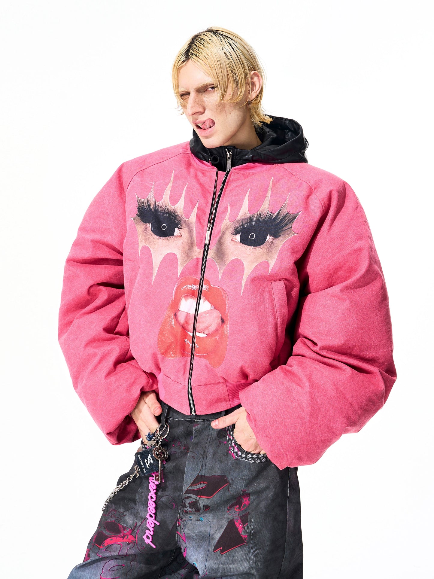 【25s Nov.】Fiery Red Lip Print Fun Print Thick Coat (only 5 Left)