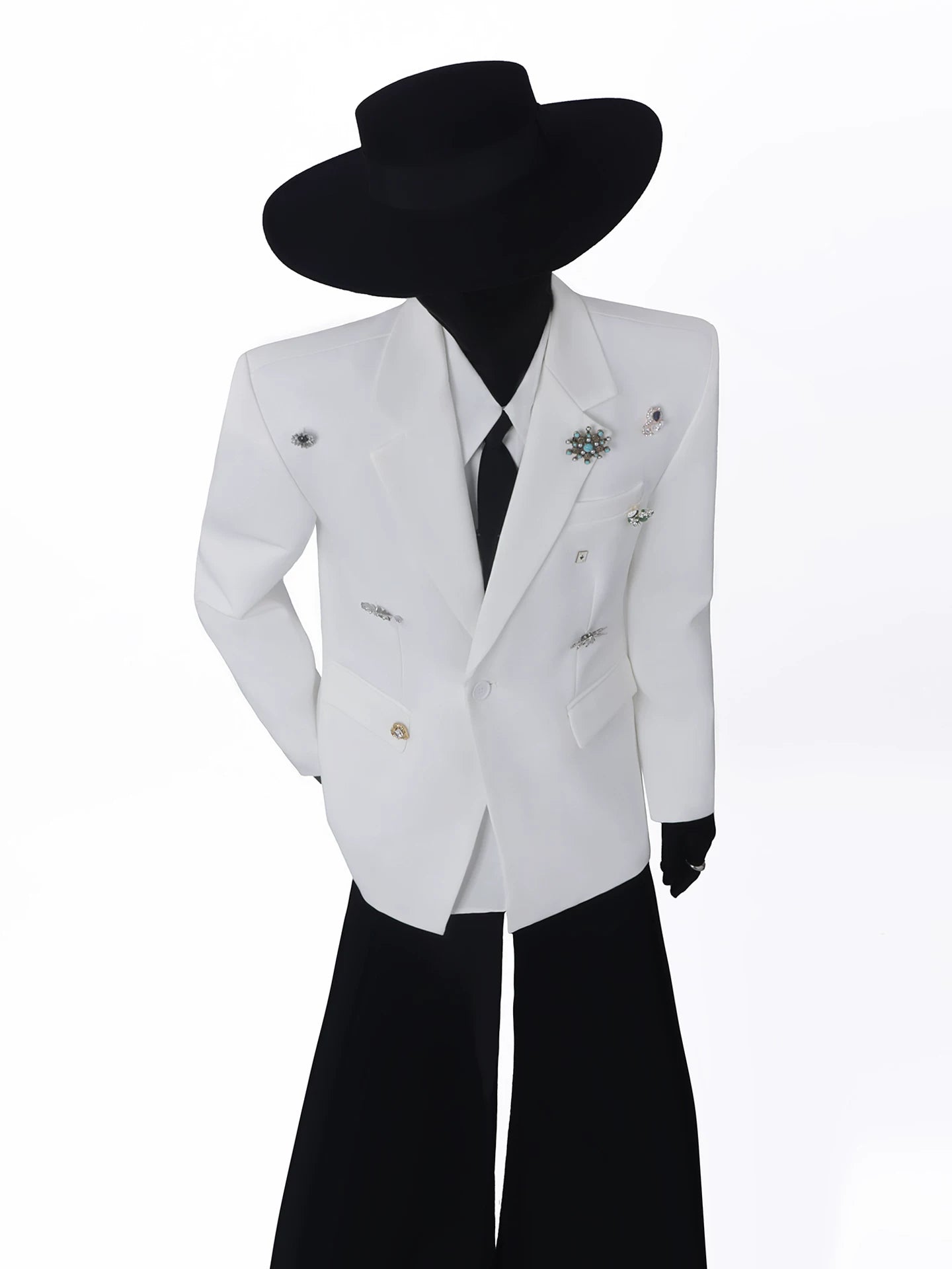 Metal Brooch White Blazer