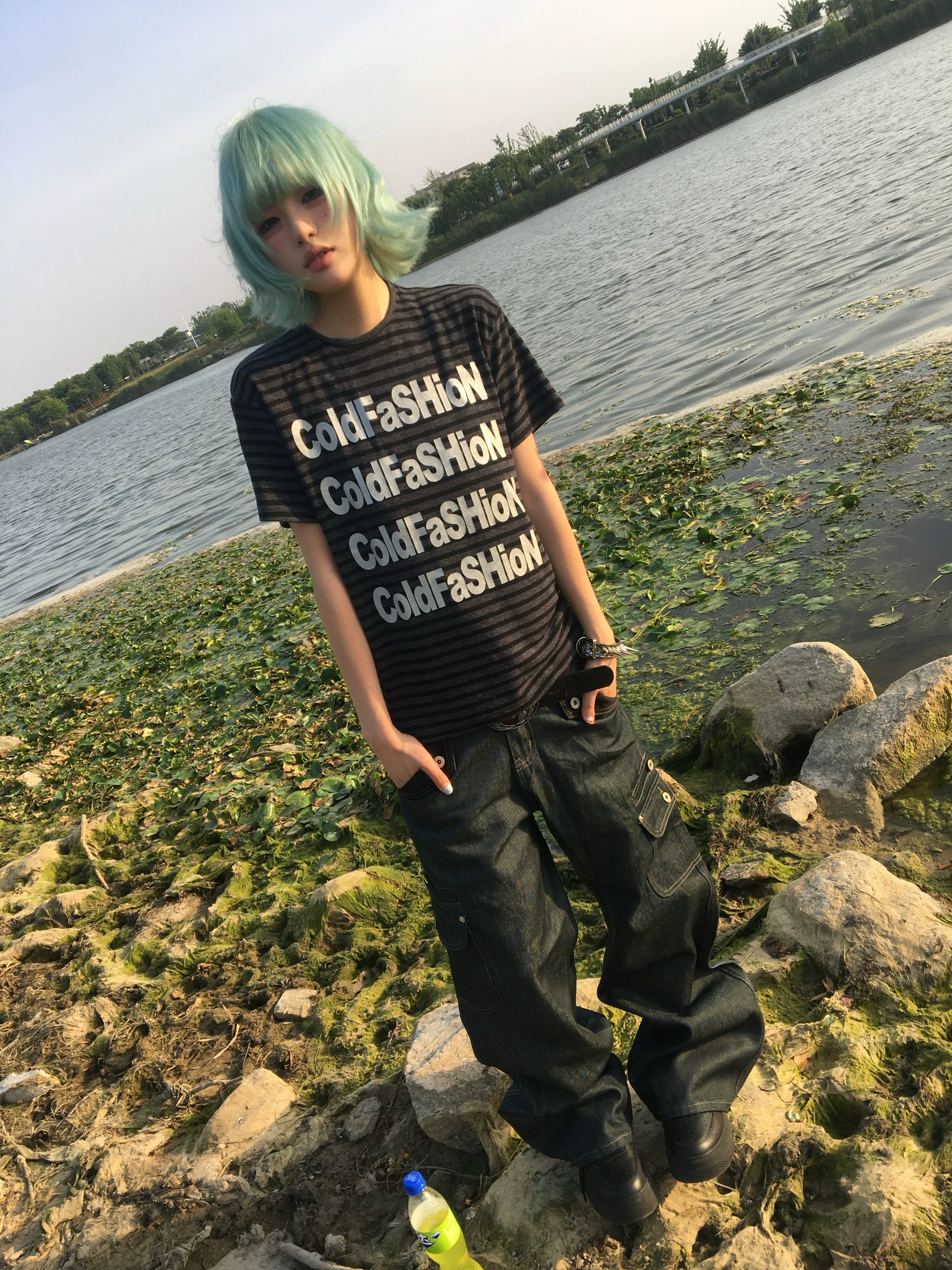 ColdFaSHioN Silver Graphic Stripe Tee