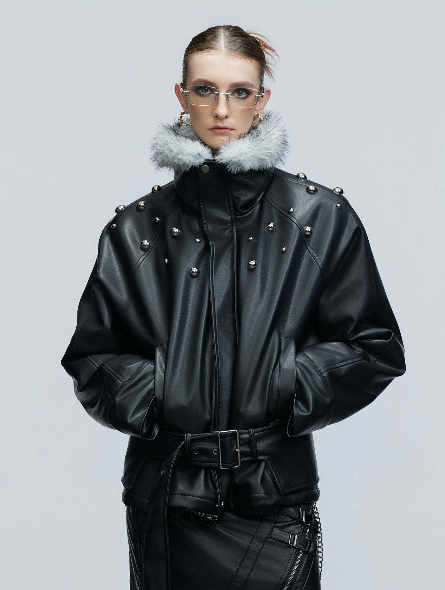 【25s Nov.】Riveted Faux Wolf Fur Collar Thickened Cotton Coat