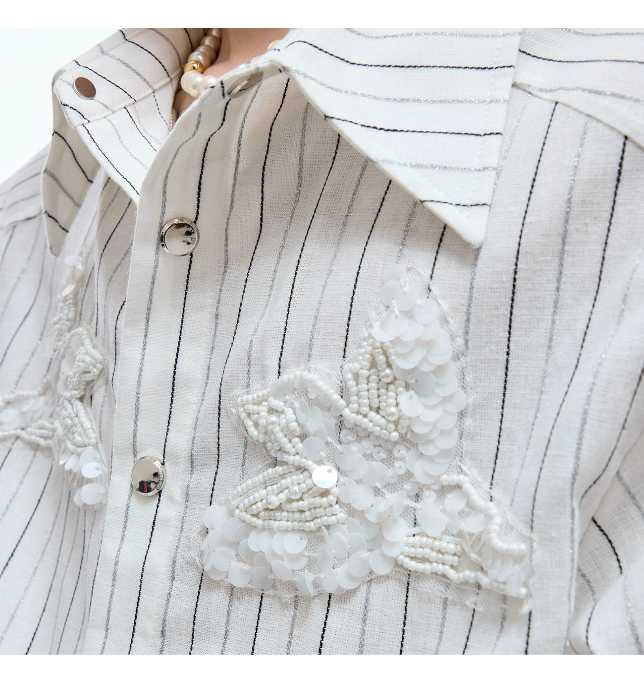 【25s Aug.】Striped Sequin-embroidered Linen Shirt