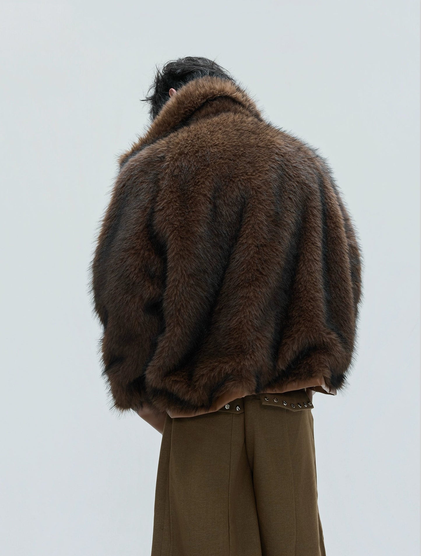 【25s Nov.】Riveted Faux Wolf Fur Collar Thickened Cotton Coat
