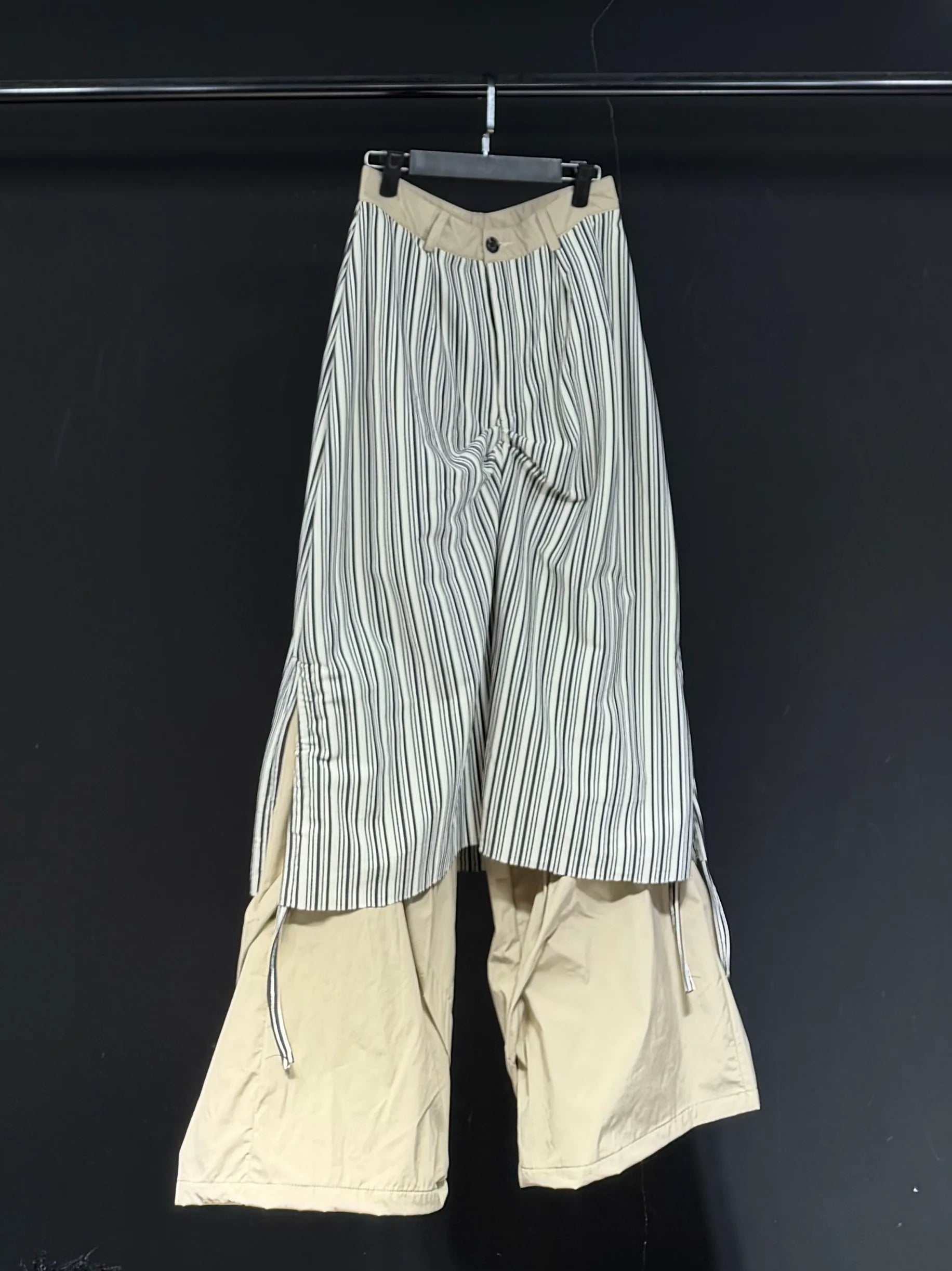 New Stripe Relaxed Pleated Flared Pants