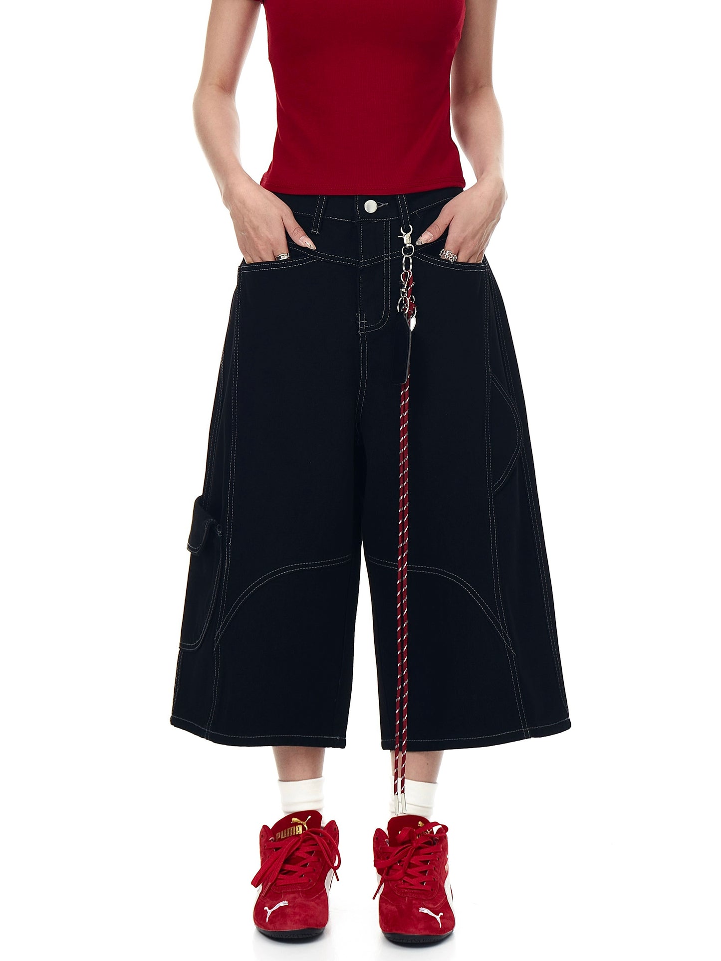 【25s Jul.】Vintage Deconstructed Topstitched Multi-pocket Short Jeans