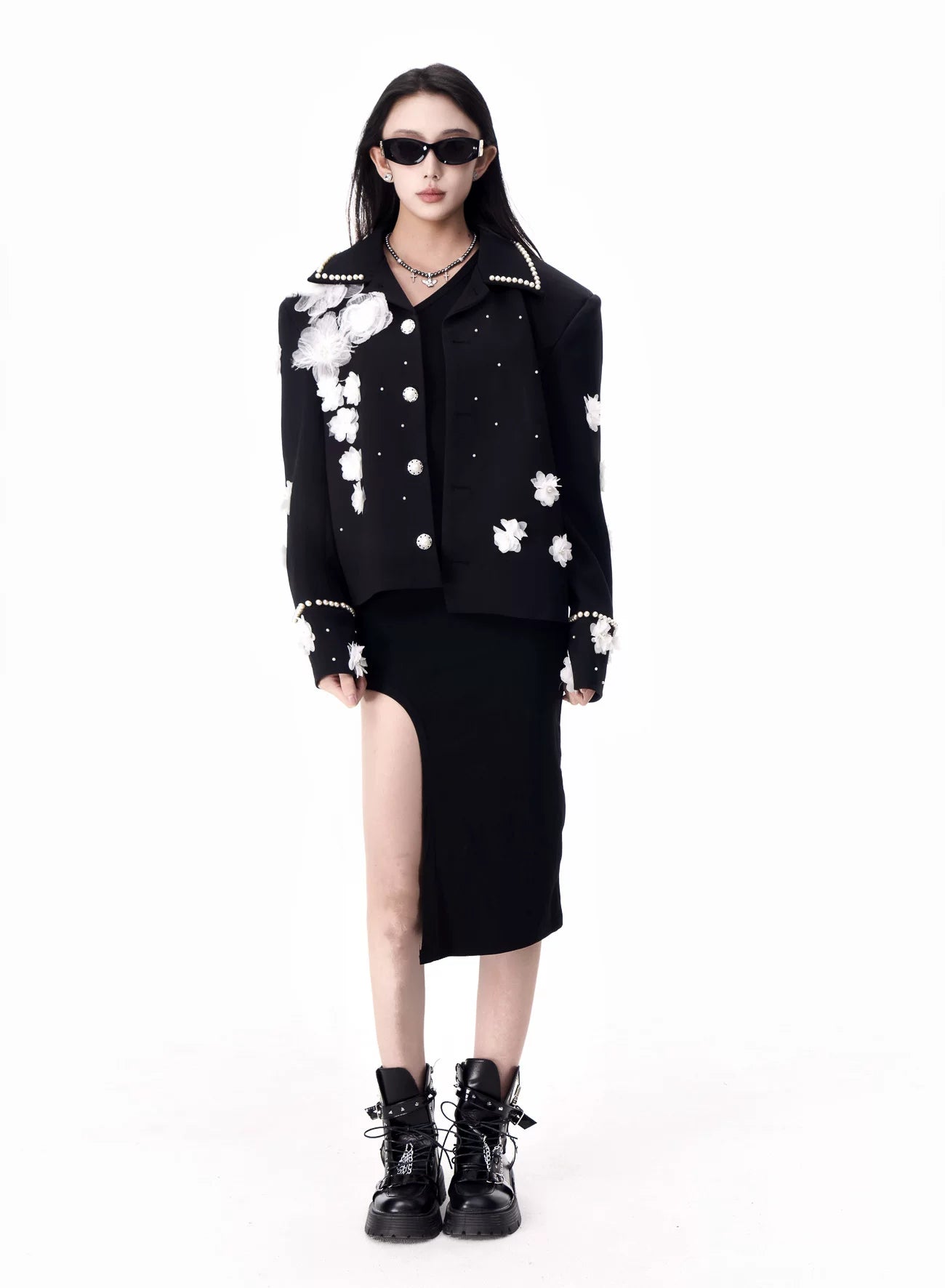【26s Feb.】Couture 3D Floral Structured Shoulder Cropped Jacket / Pants