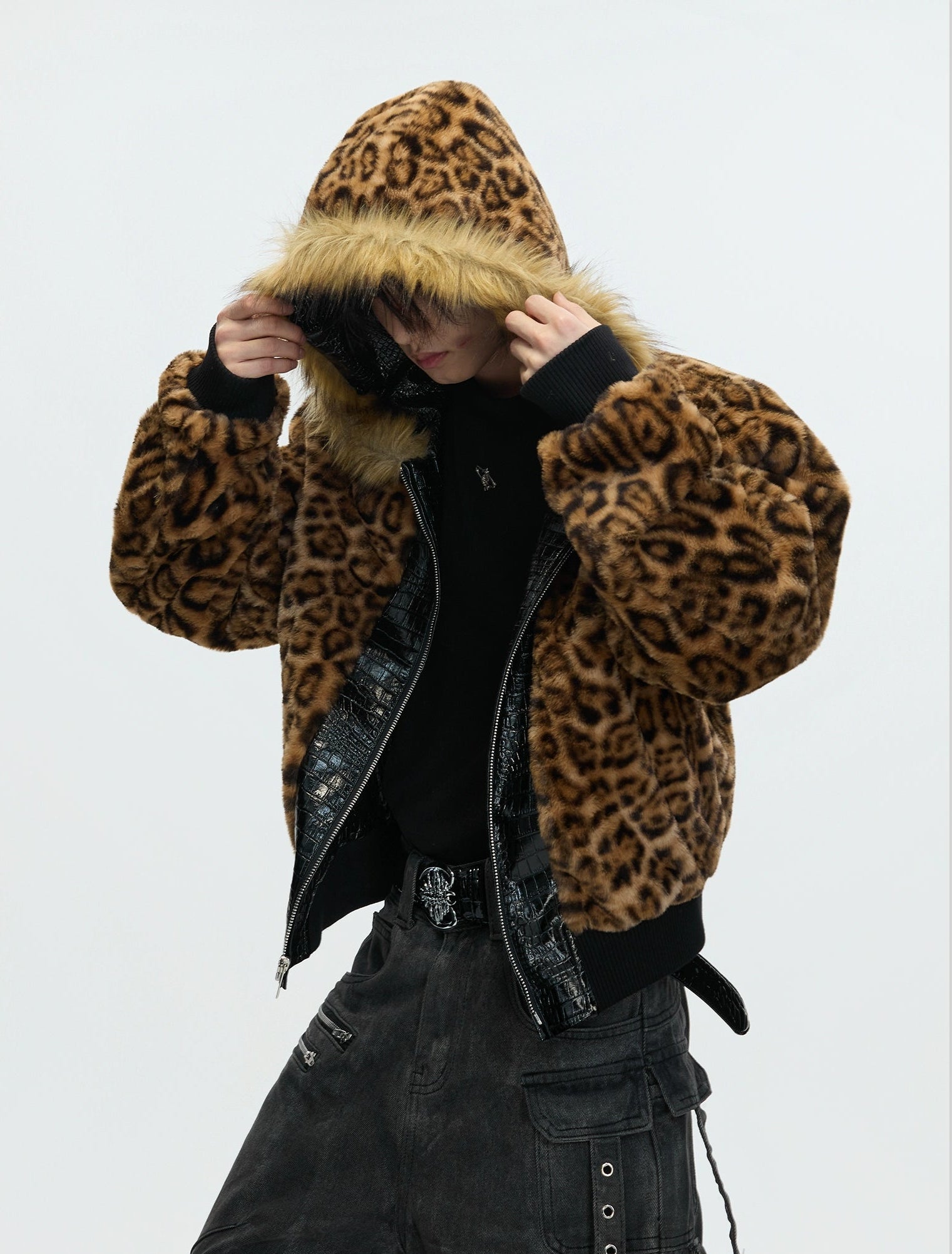 【25s Dec.】Crocodile-print Reversible Leopard Print Coat