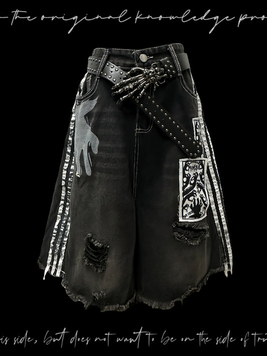 【25s Aug.】Black Striped Distressed Denim Shorts with Patch Details