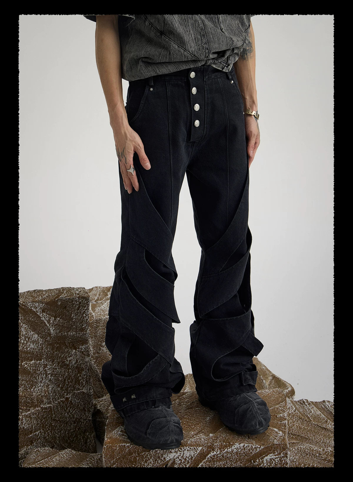 【26s Mar.】Deconstructed Washed Black Denim