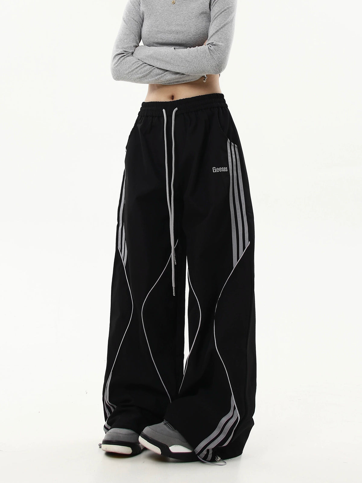 【25s Jul.】Vintage Stripe Deconstructed Sweatpants