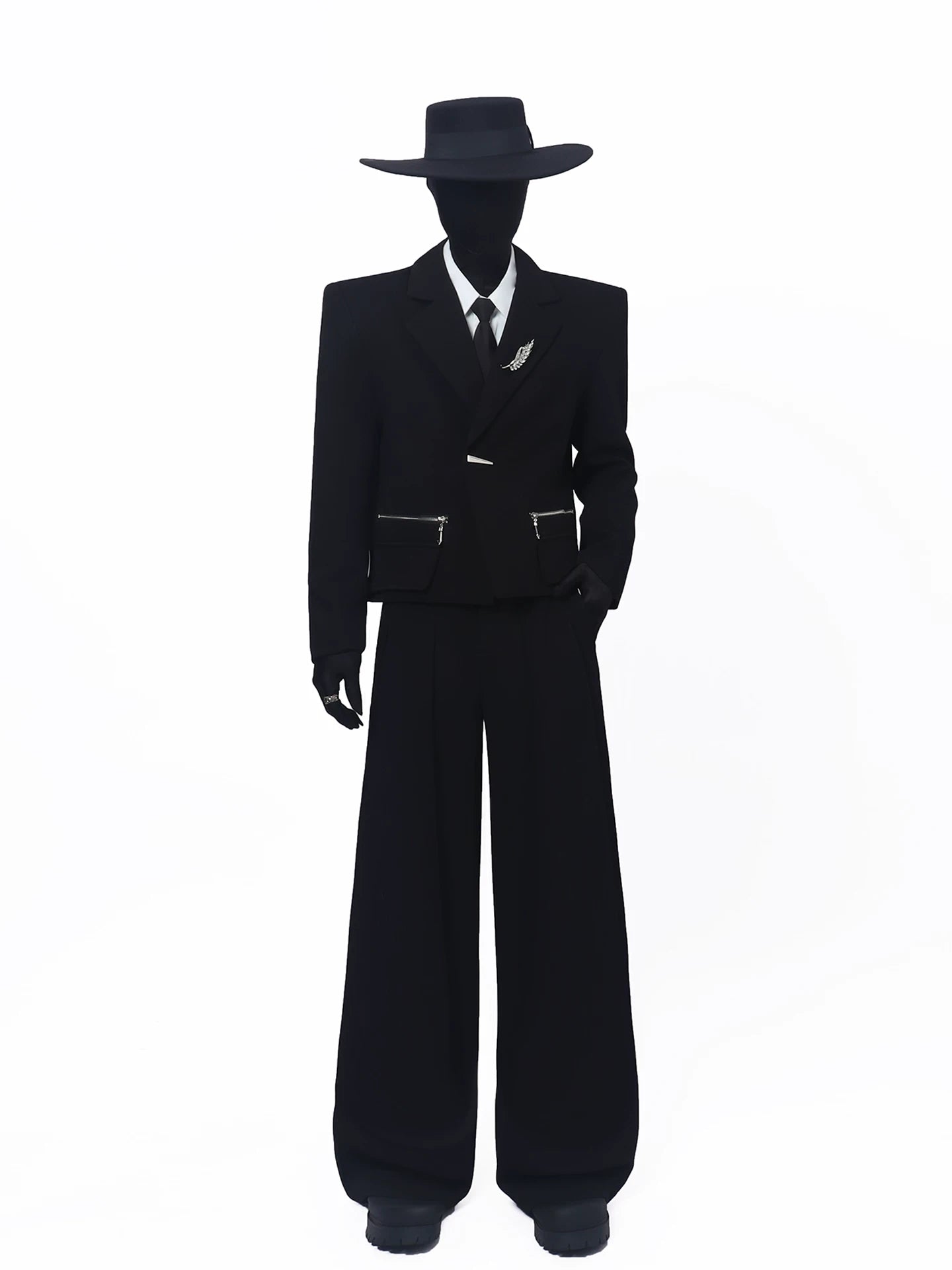 【26s May.】Cropped Metal Brooch Shoulder Blazer + Pants