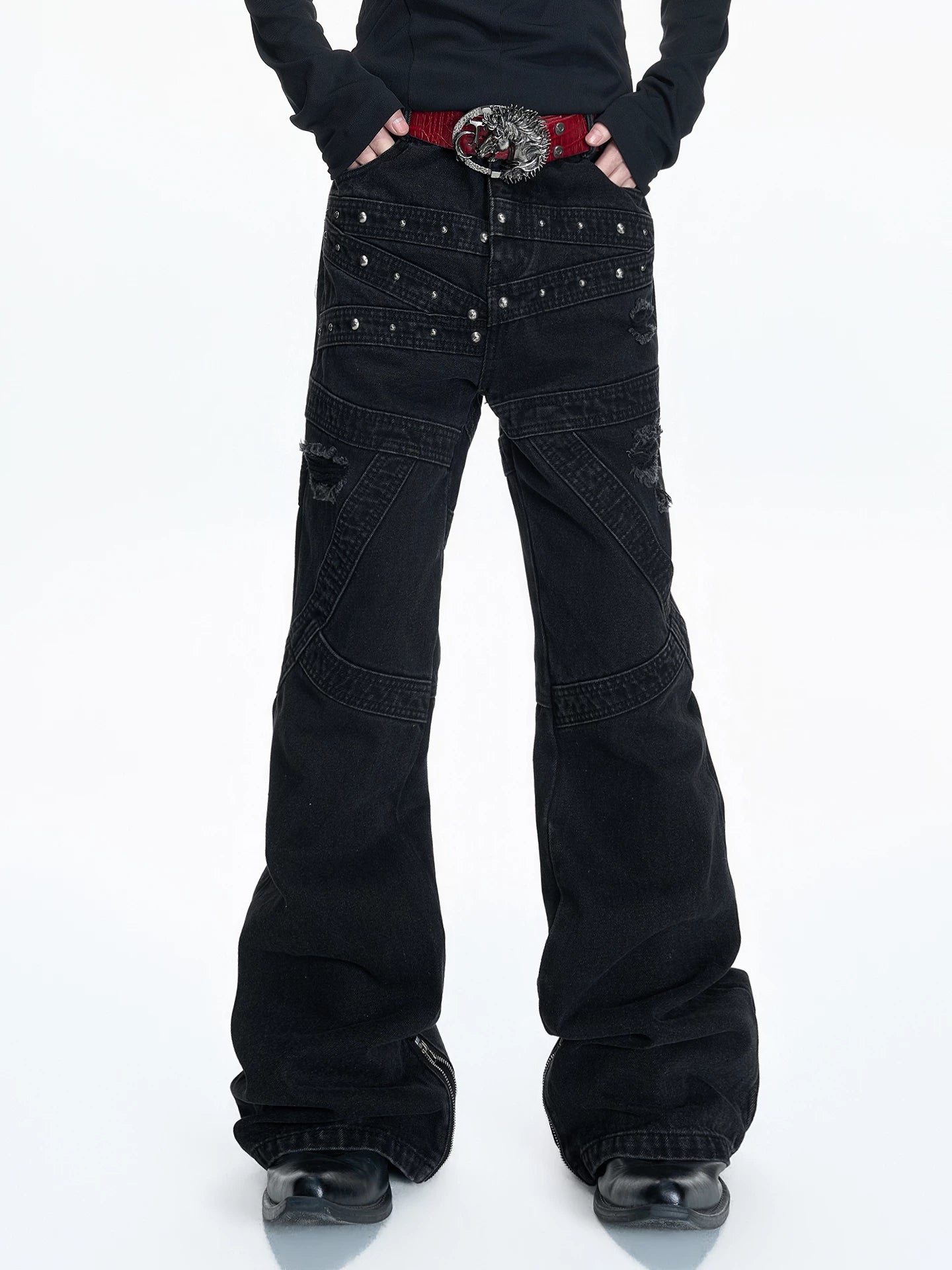 【26s Mar.】Studded Washed Curved Denim Pants