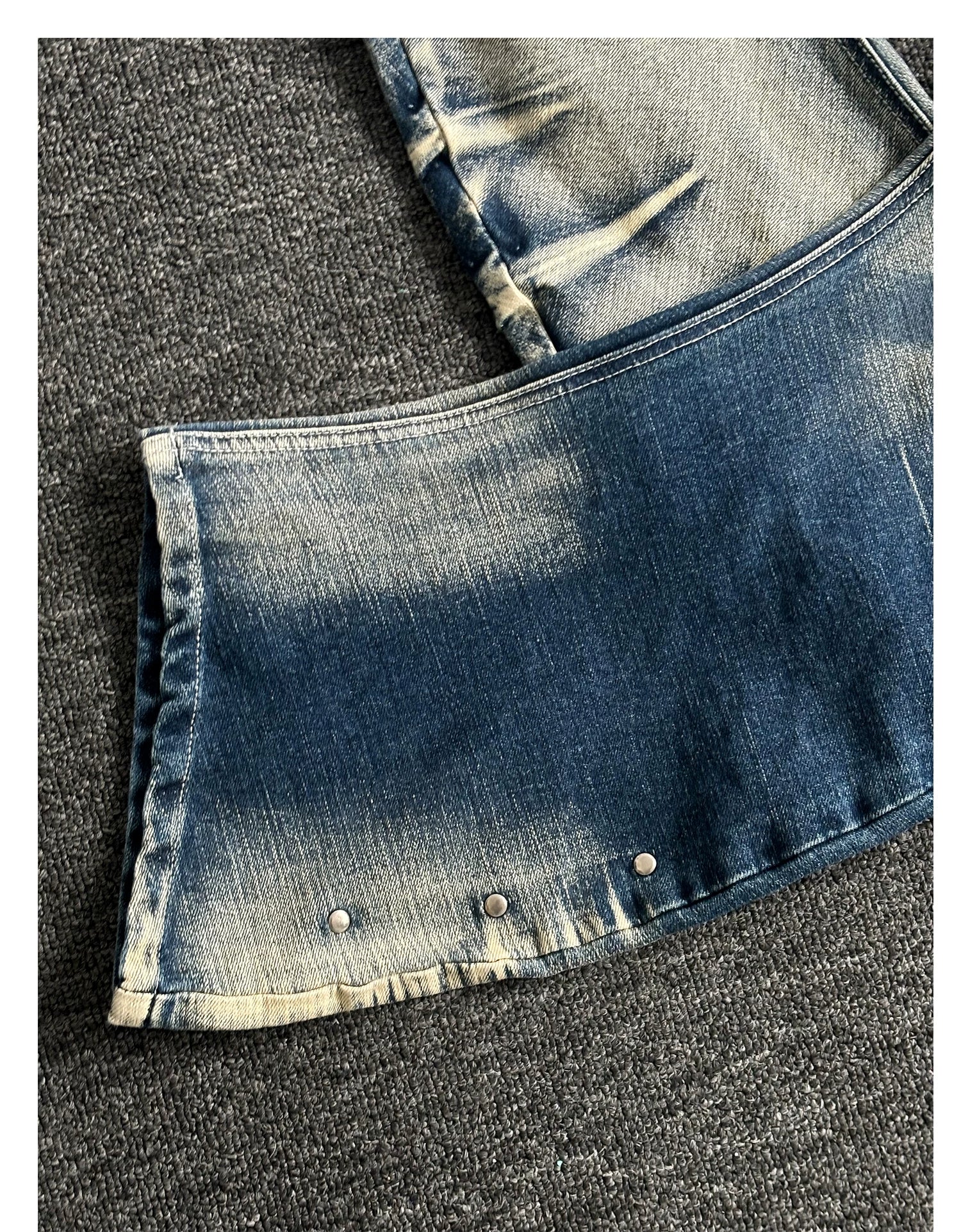 【26s Jan.】Blade-Washed Curved Fit Stretch Denim Jeans