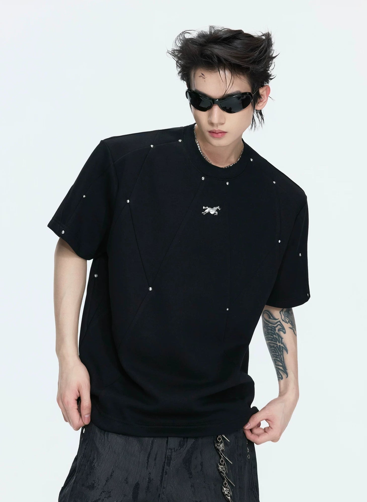 【26s May】Studded Deconstructed Boxy Shoulder Tee
