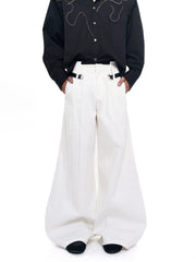 【25s Sep.】Red Wide-Leg Pants with Curved Blade Cut