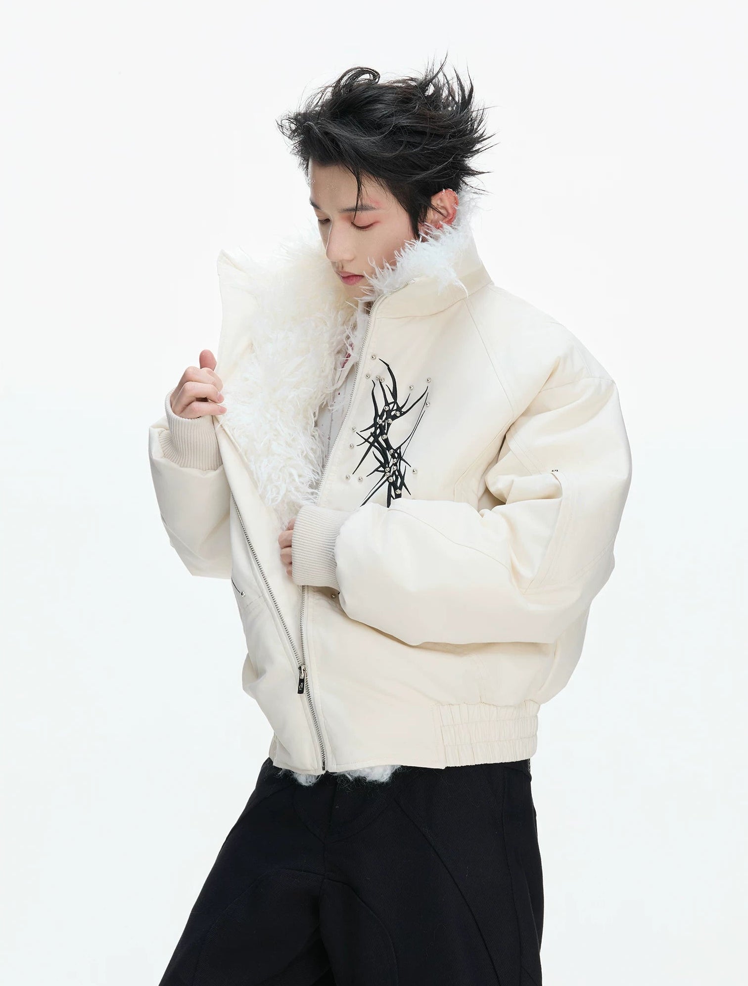 【26s Jan.】Embroidered Spine Rivet Cotton Coat