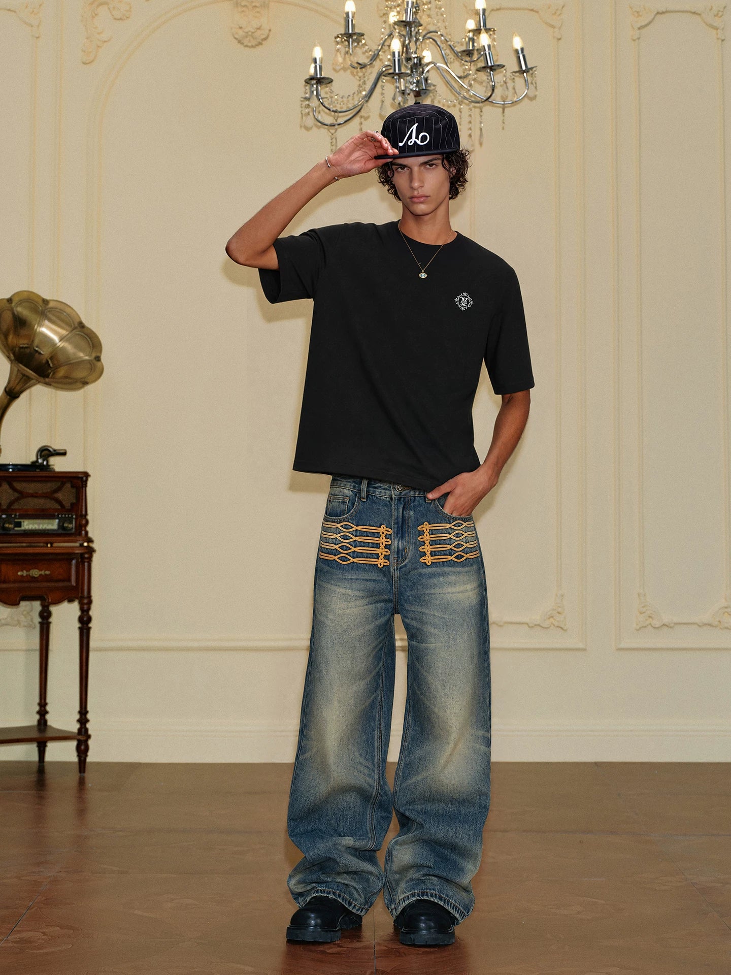 Royal Embroidered Washed Wide-Leg Jeans