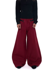 【25s Sep.】Red Wide-Leg Pants with Curved Blade Cut