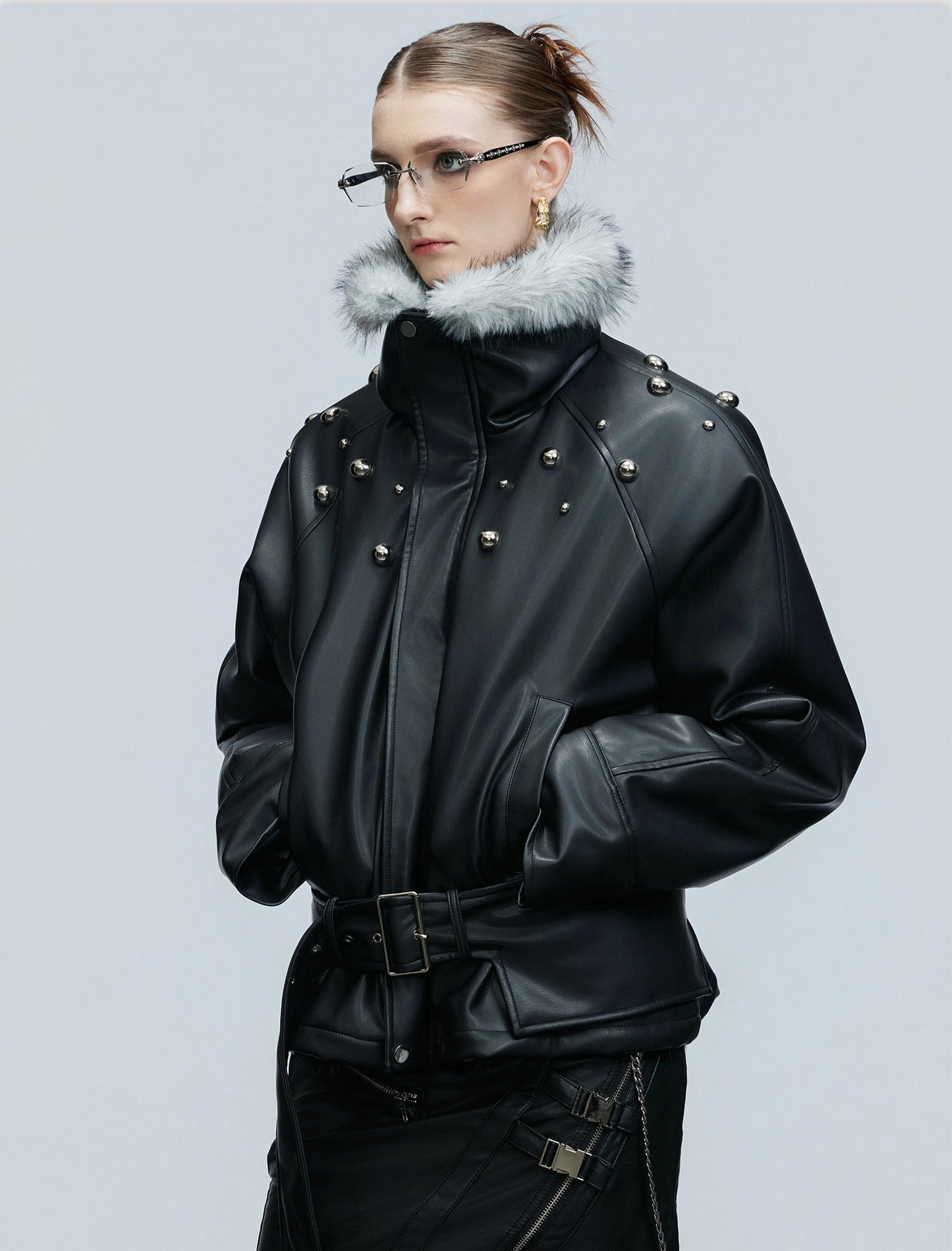 【25s Nov.】Riveted Faux Wolf Fur Collar Thickened Cotton Coat