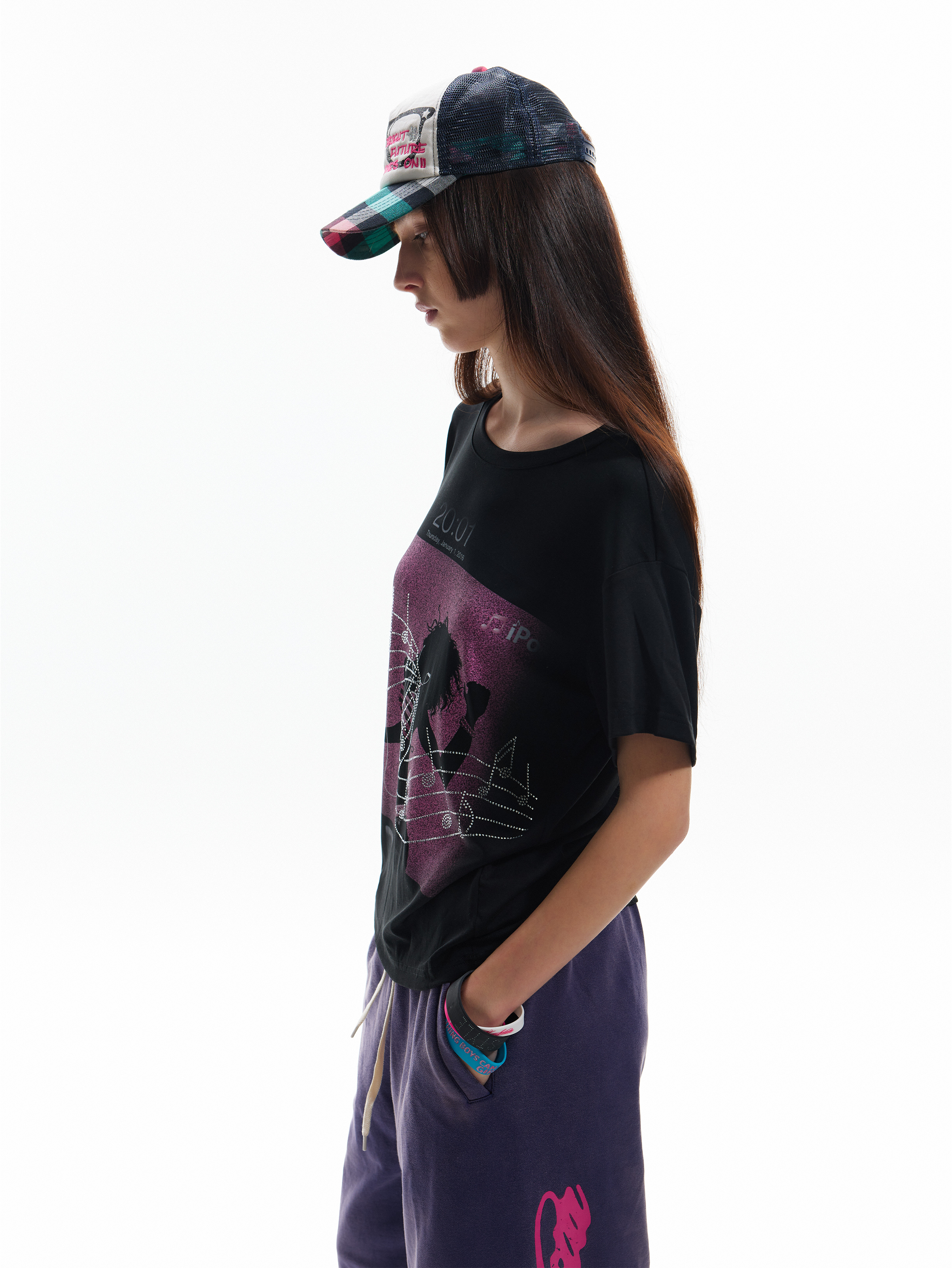Lockscreen Crystal Graphic Tee