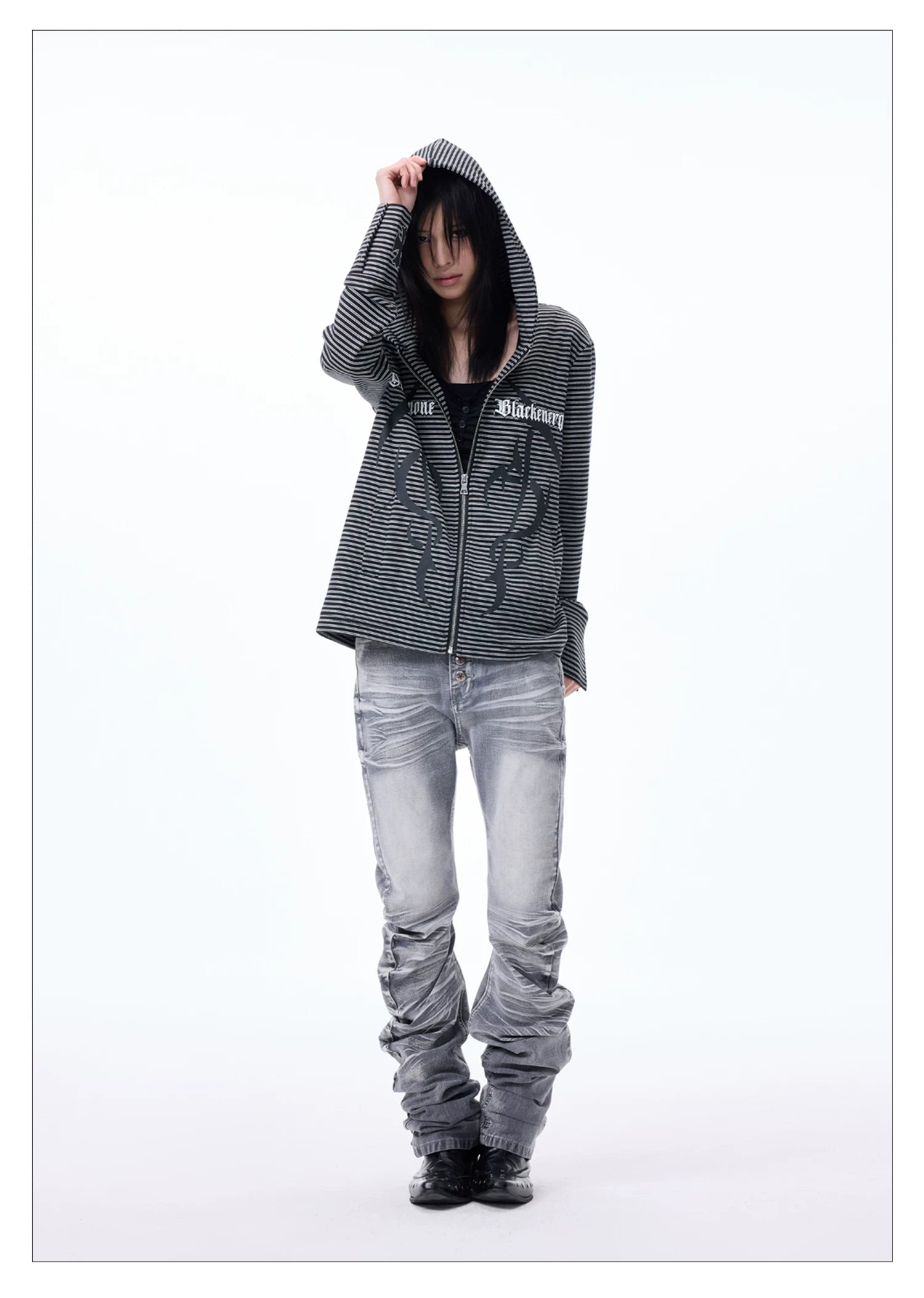Striped Graphic Cropped Zip Hoodie
