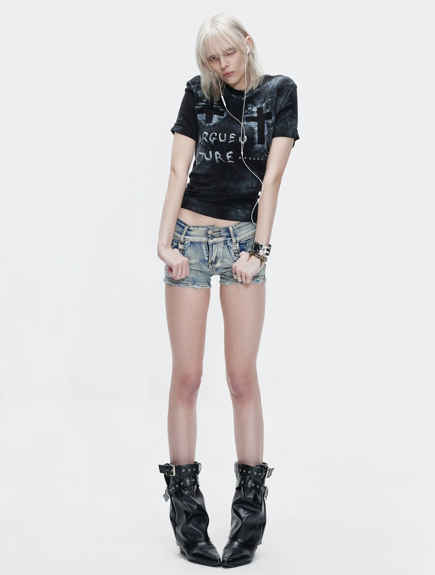 【26s May.】Distressed Cross Studded Slim Tee