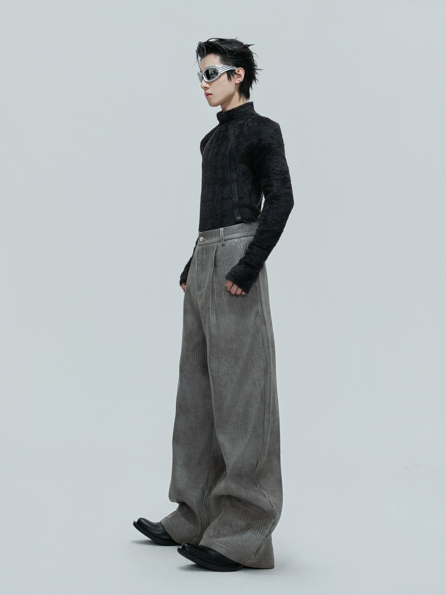 【25s Nov.】Waxed Distressed Leather Trousers