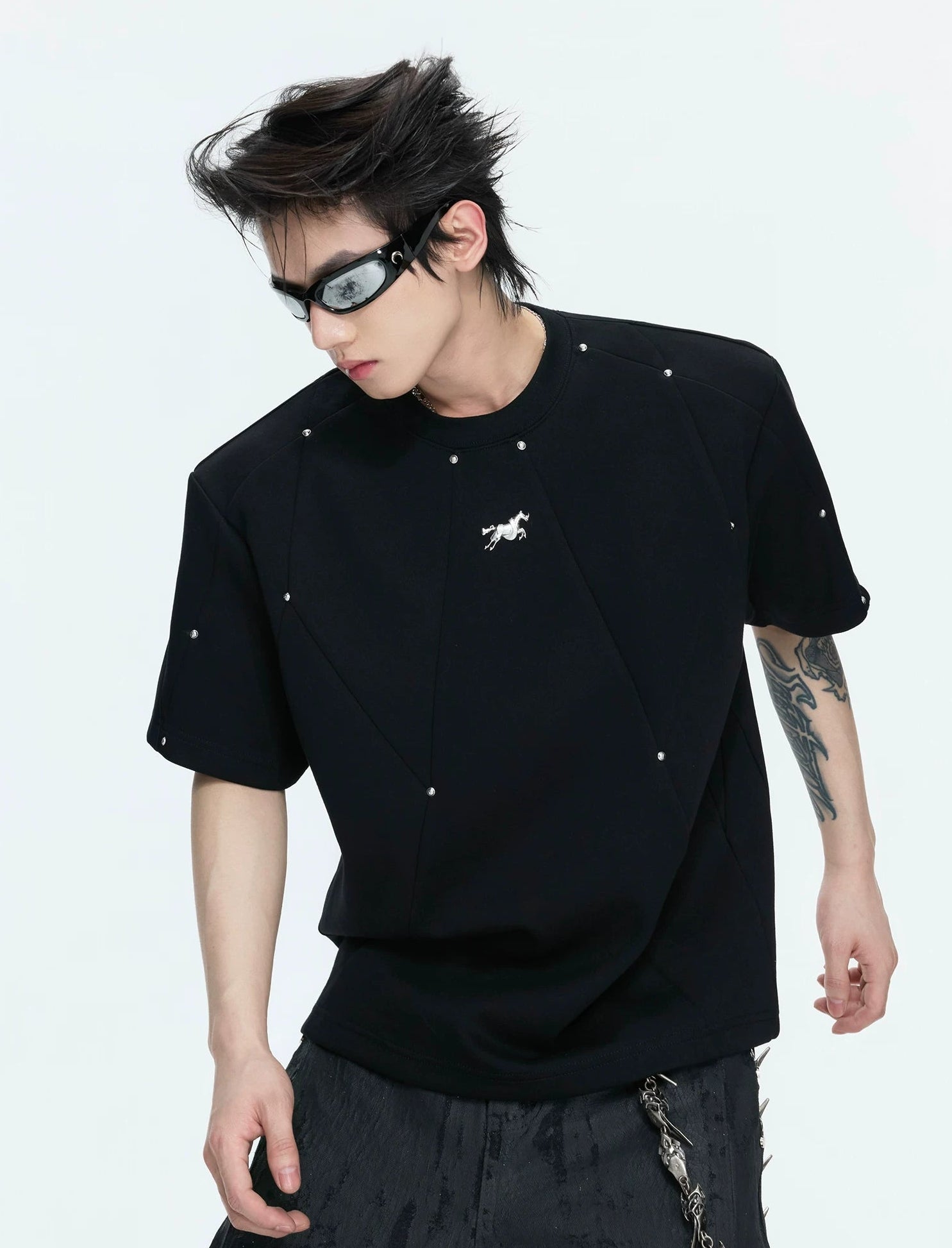 【26s May】Studded Deconstructed Boxy Shoulder Tee